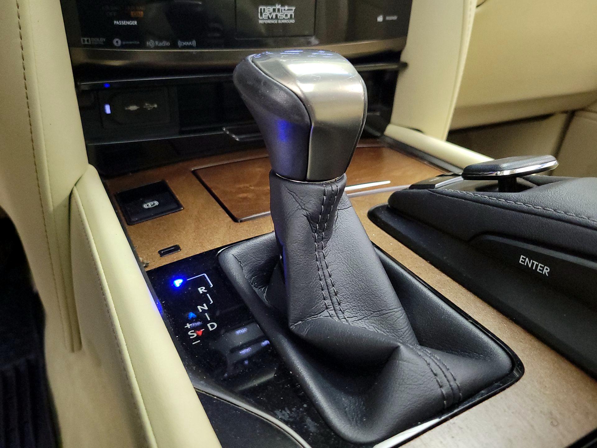 Thumbnail: 2017 Lexus LX - 17