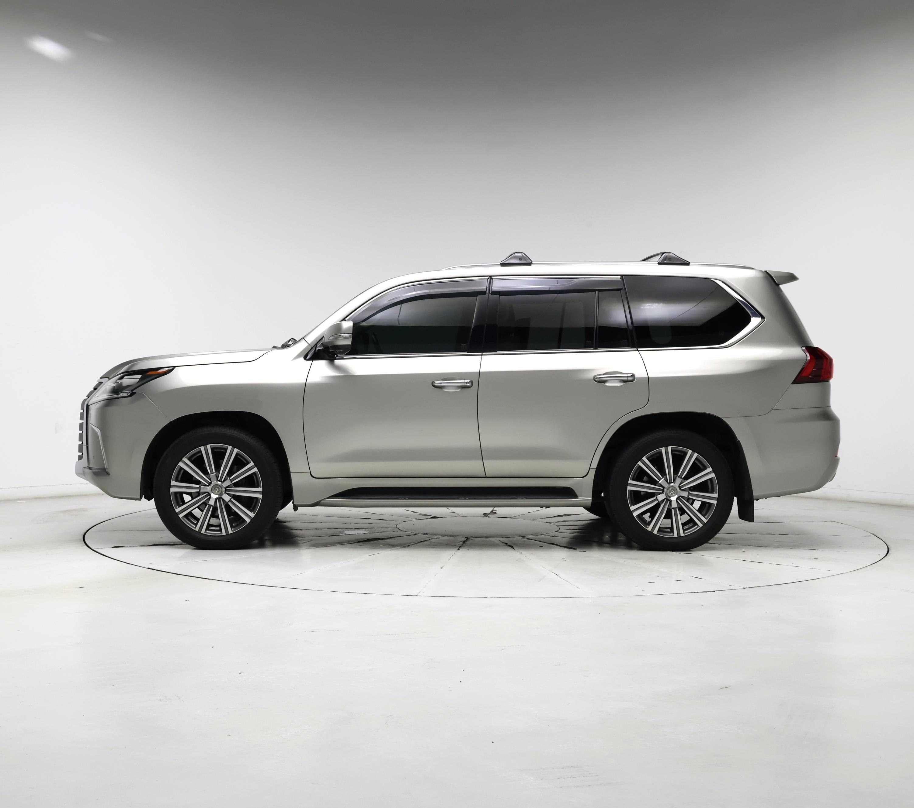 Thumbnail: 2017 Lexus LX - 3