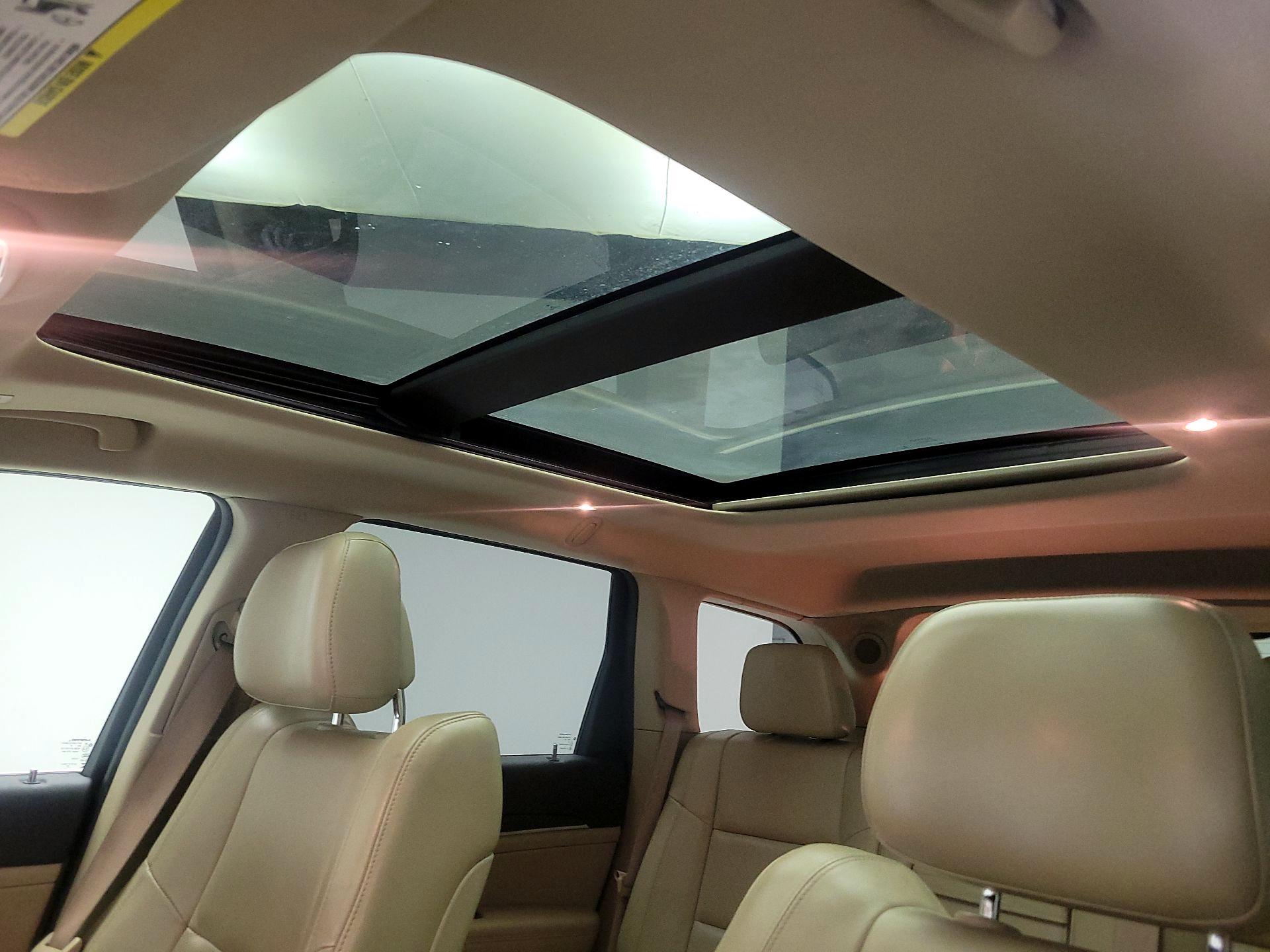 Thumbnail: 2017 Jeep Grand Cherokee - 20