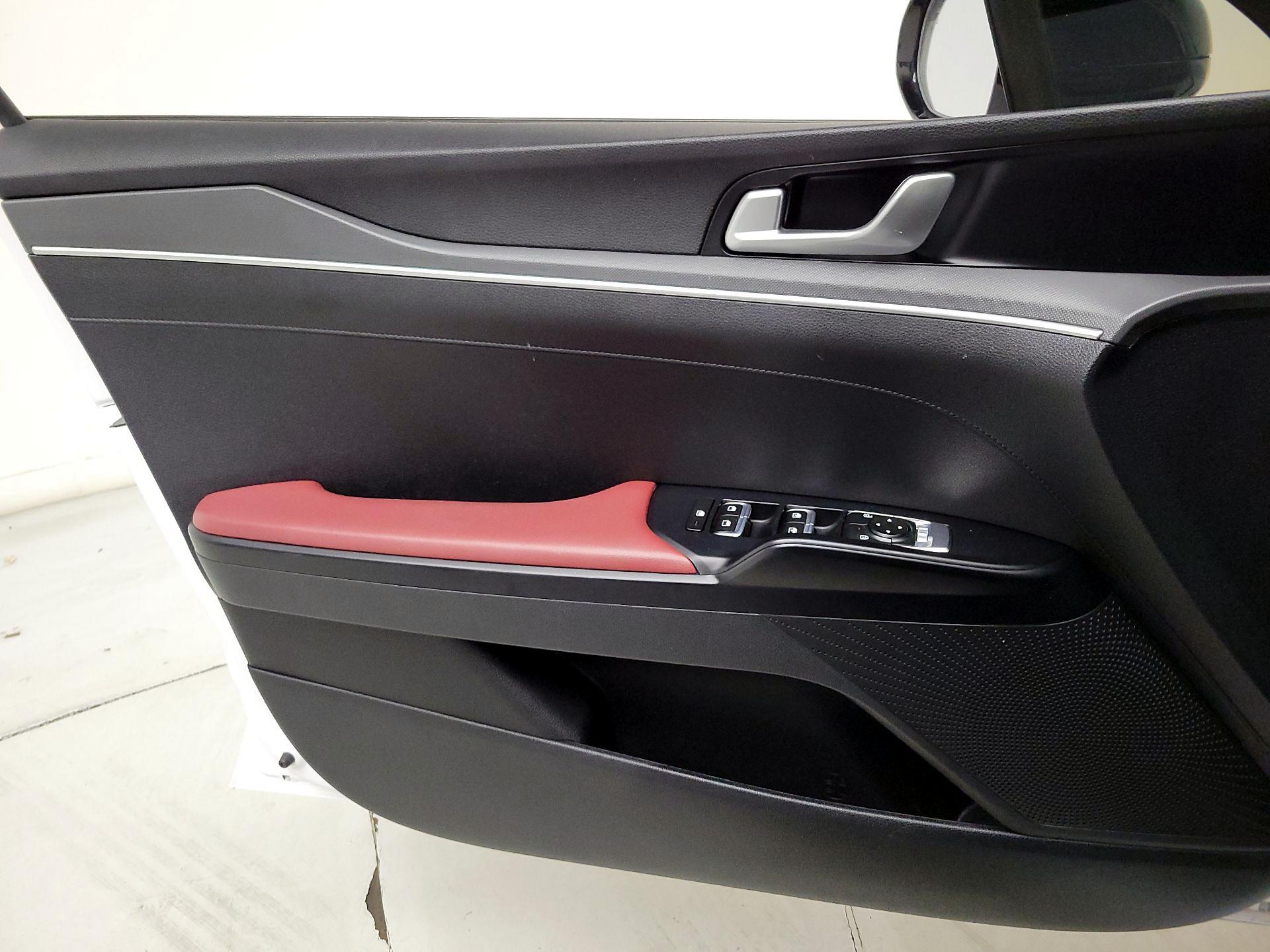 Thumbnail: 2022 Kia K5 - 12