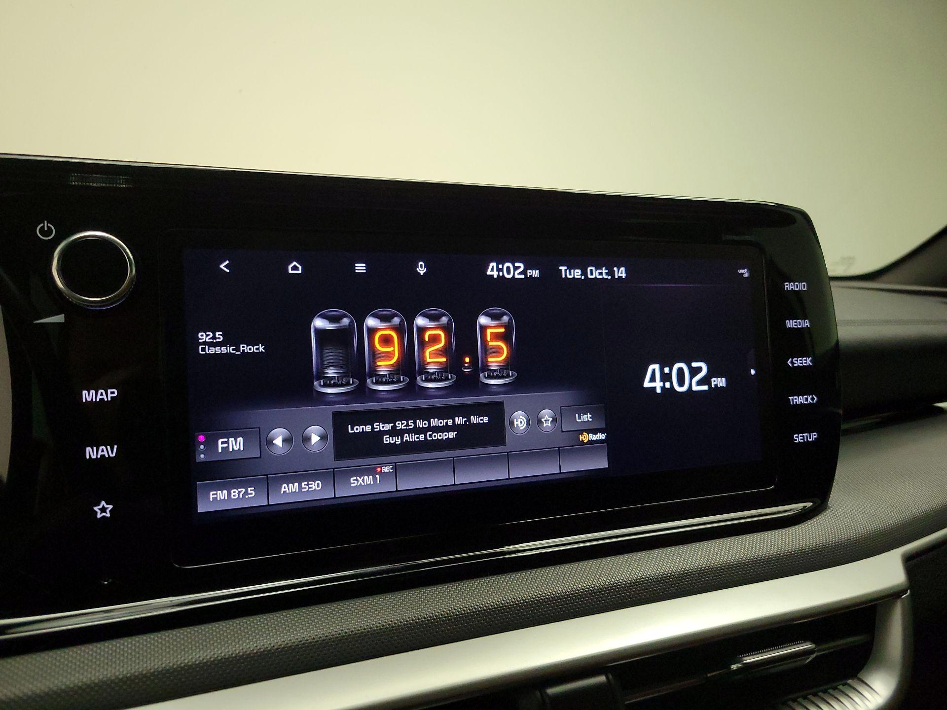 Thumbnail: 2022 Kia K5 - 16