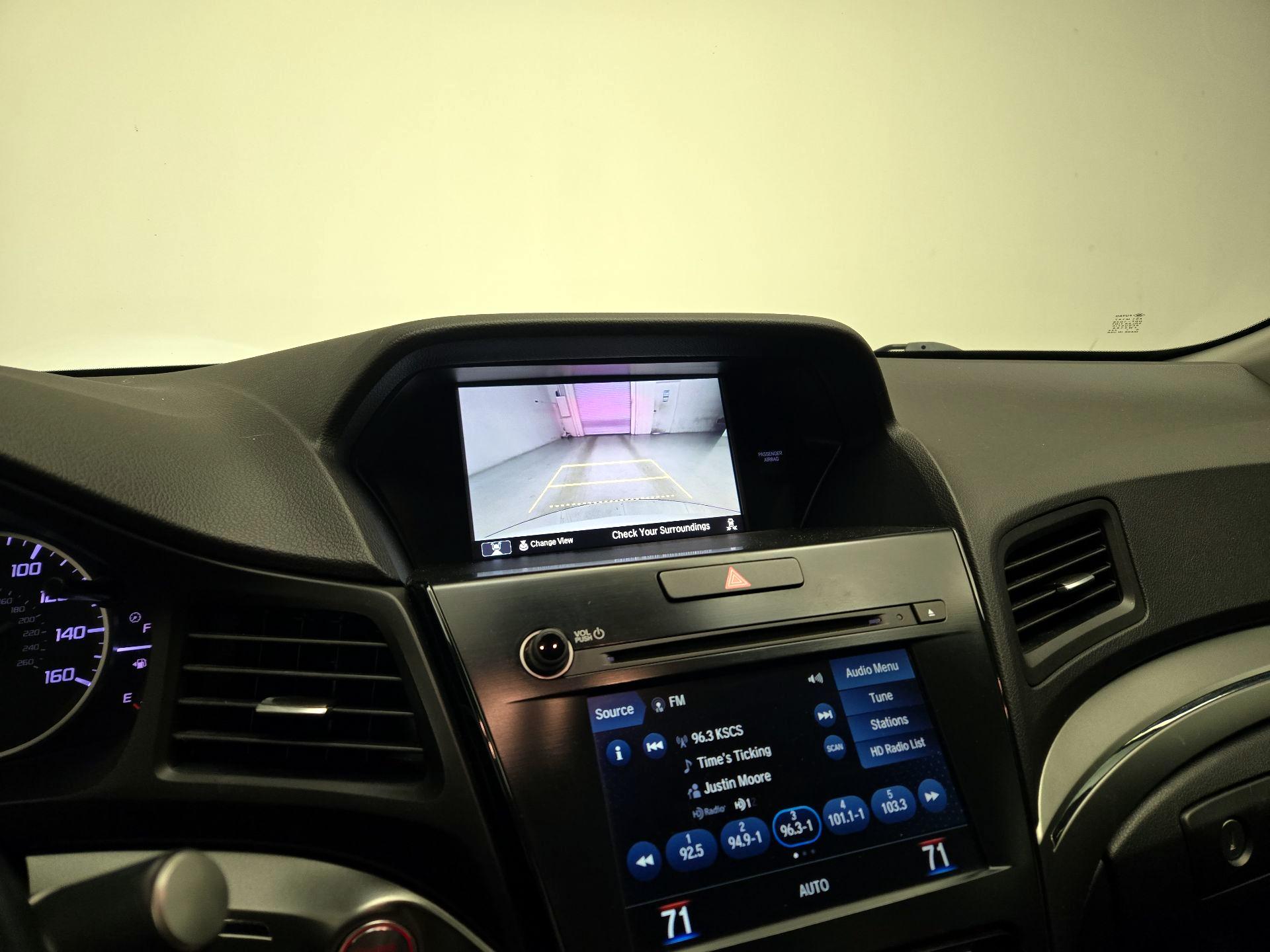 Thumbnail: 2020 Acura ILX - 14