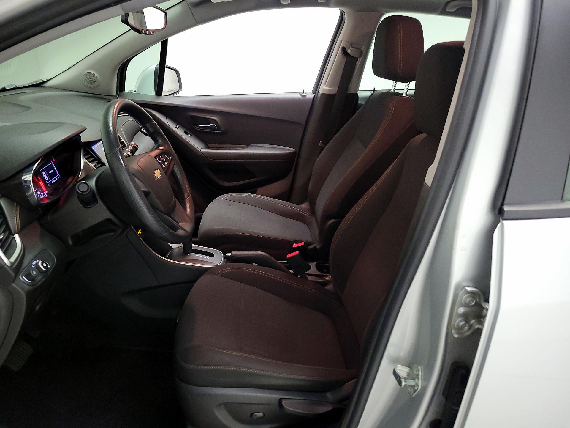 Thumbnail: 2019 Chevrolet Trax - 11