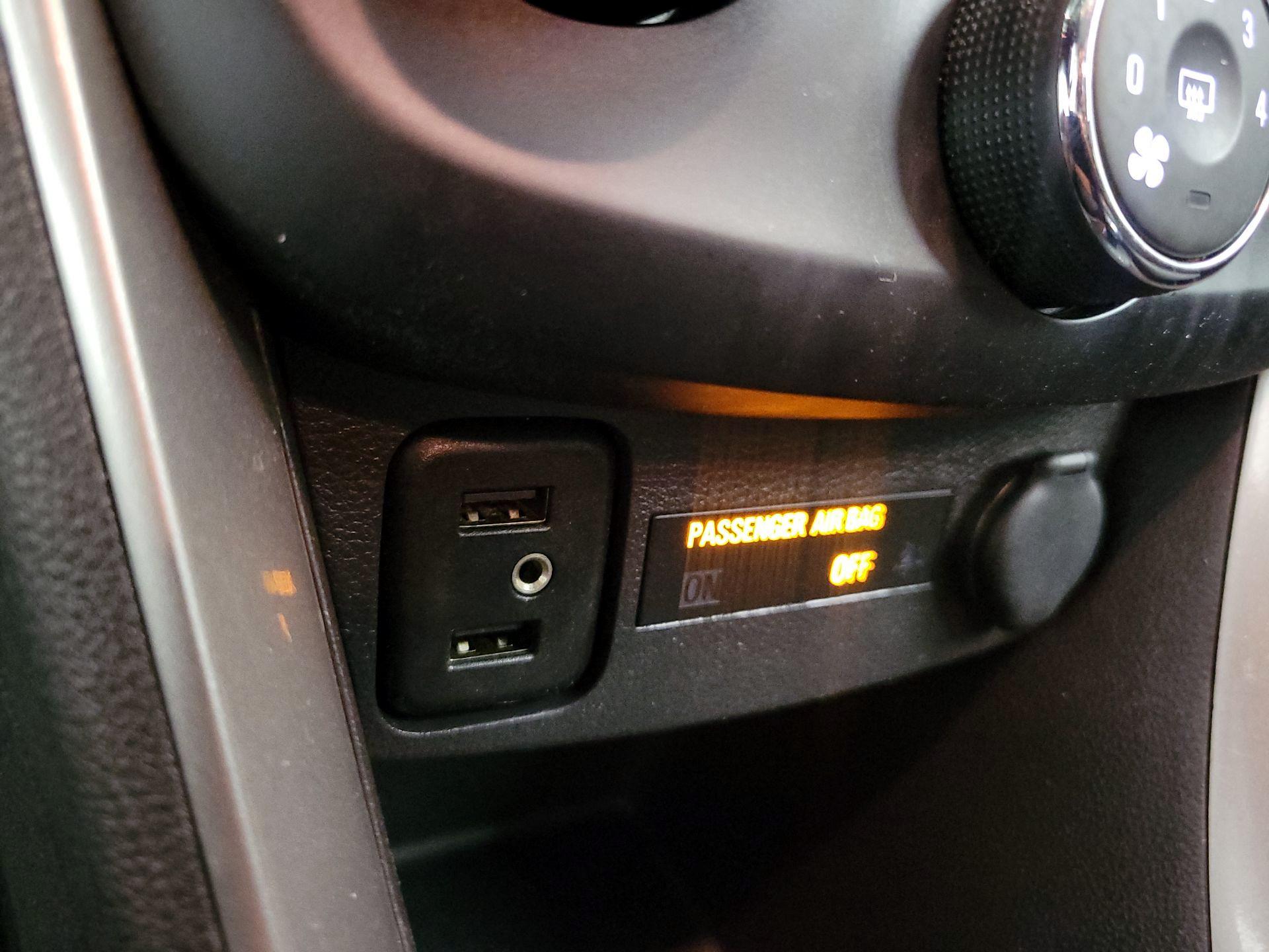 Thumbnail: 2019 Chevrolet Trax - 18