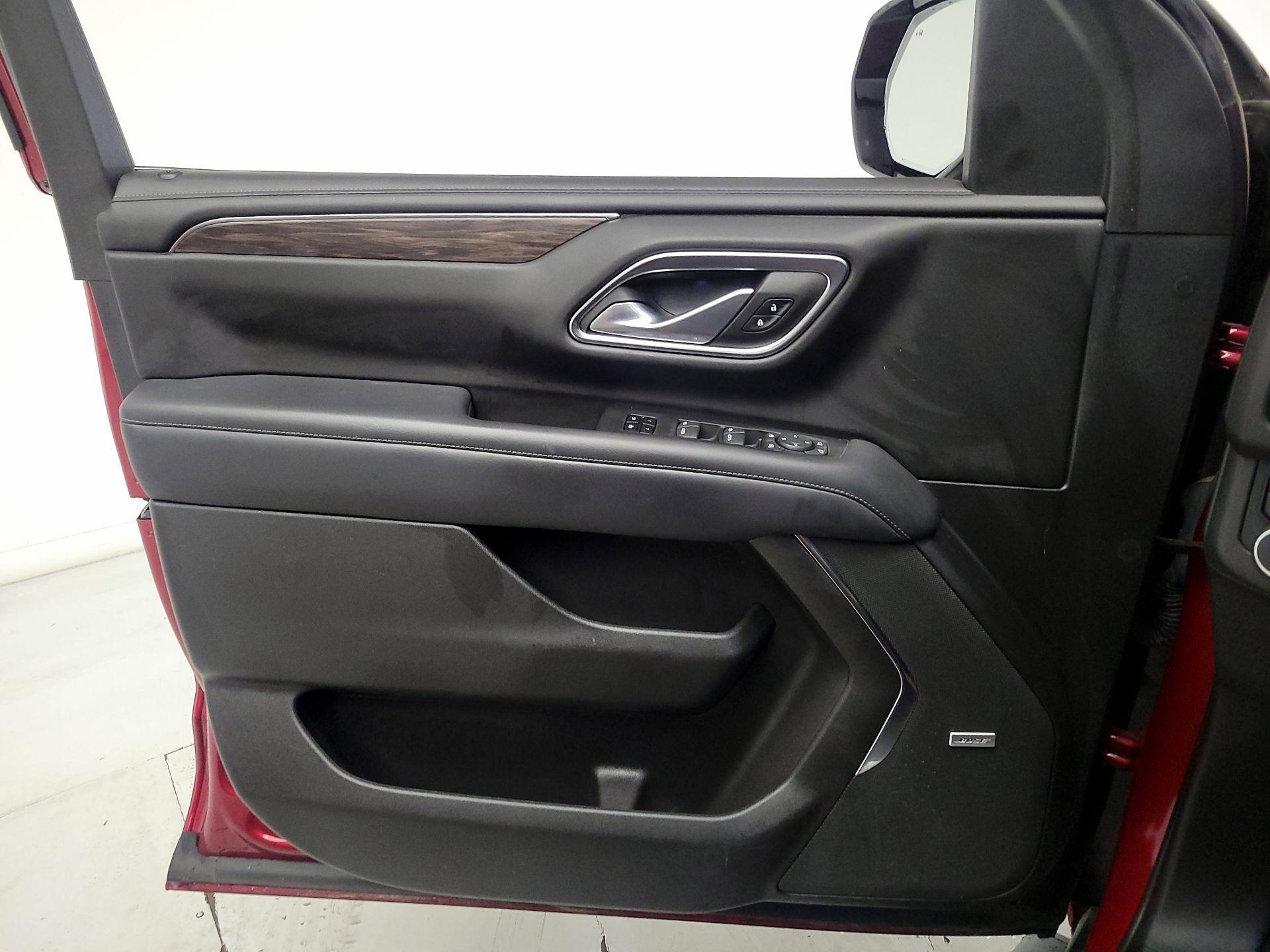 Thumbnail: 2022 Chevrolet Suburban - 12