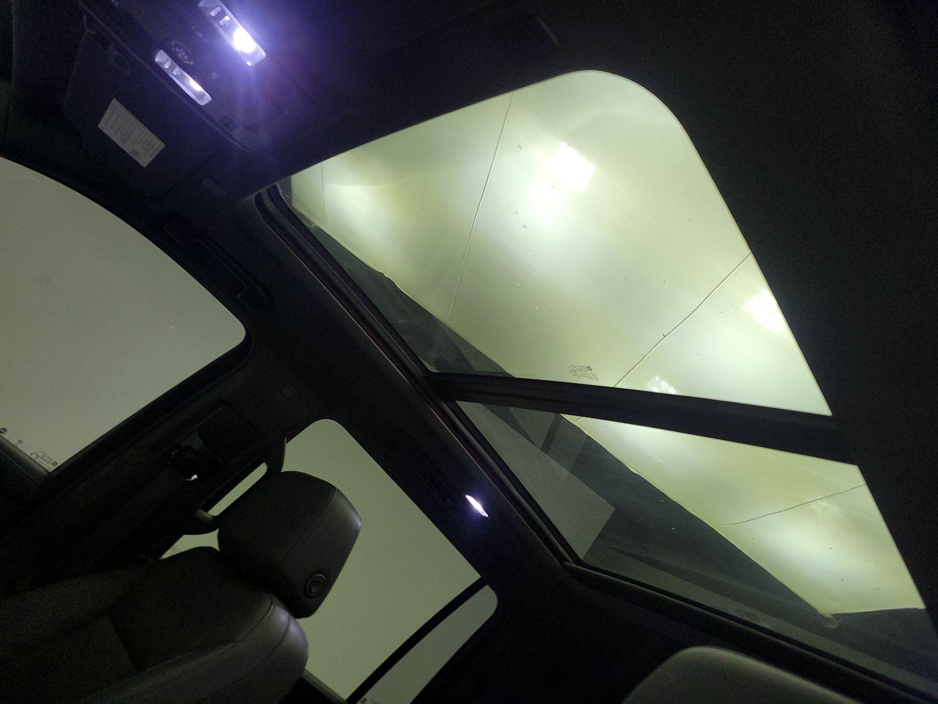 Thumbnail: 2022 Chevrolet Suburban - 20