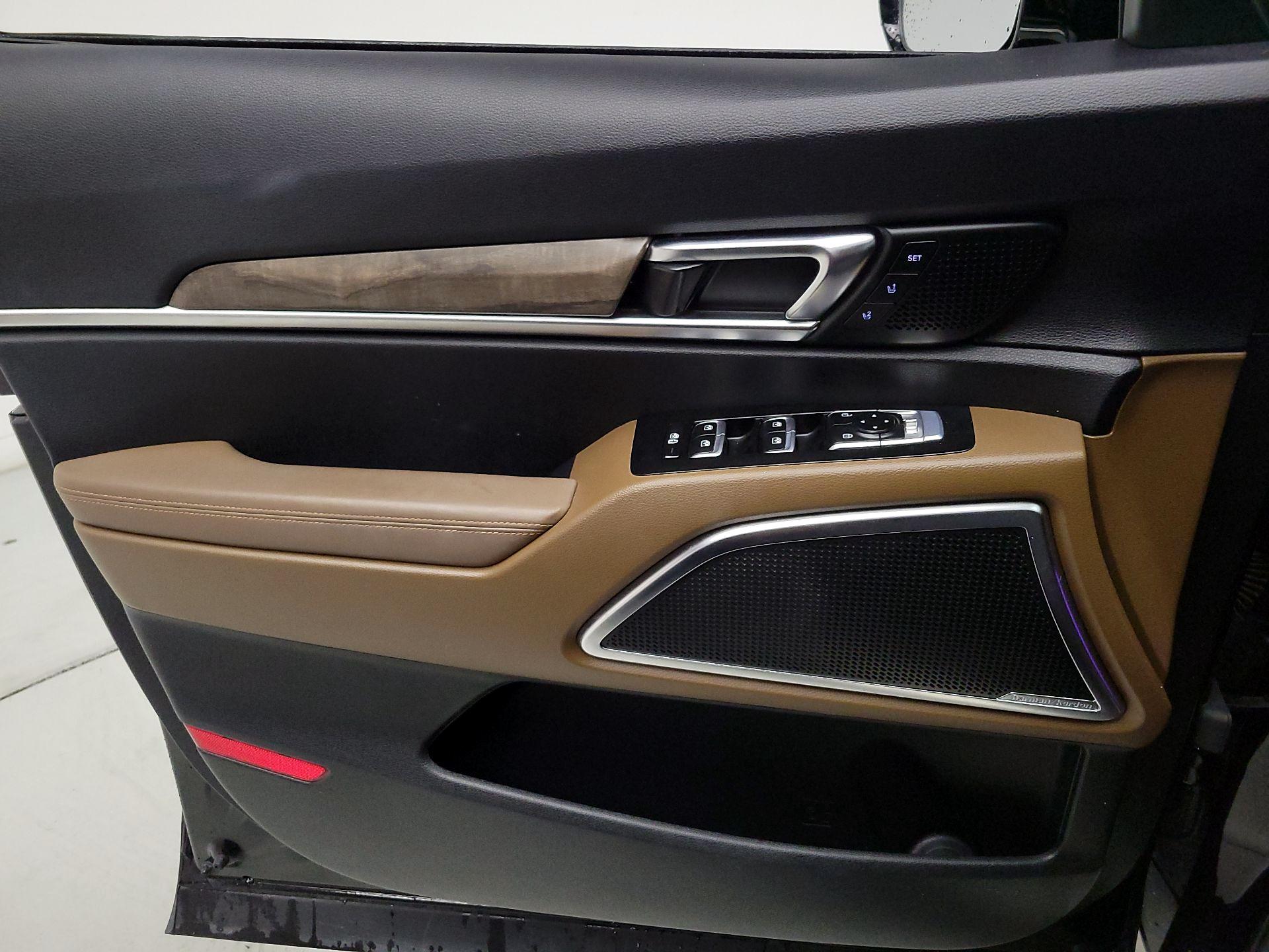 Thumbnail: 2021 Kia Telluride - 12