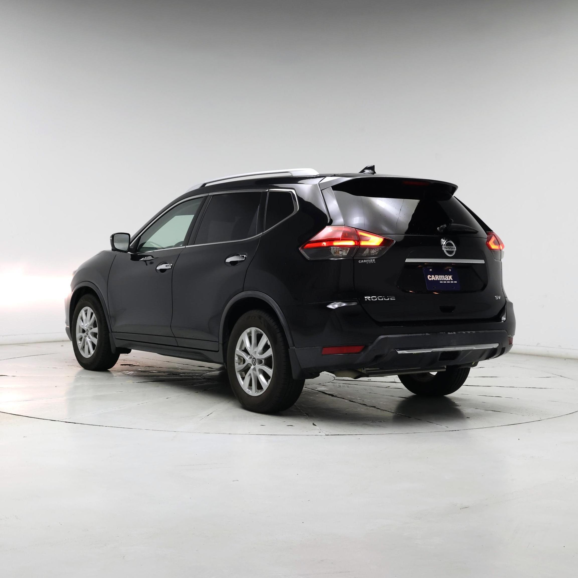 Thumbnail: 2017 Nissan Rogue - 2