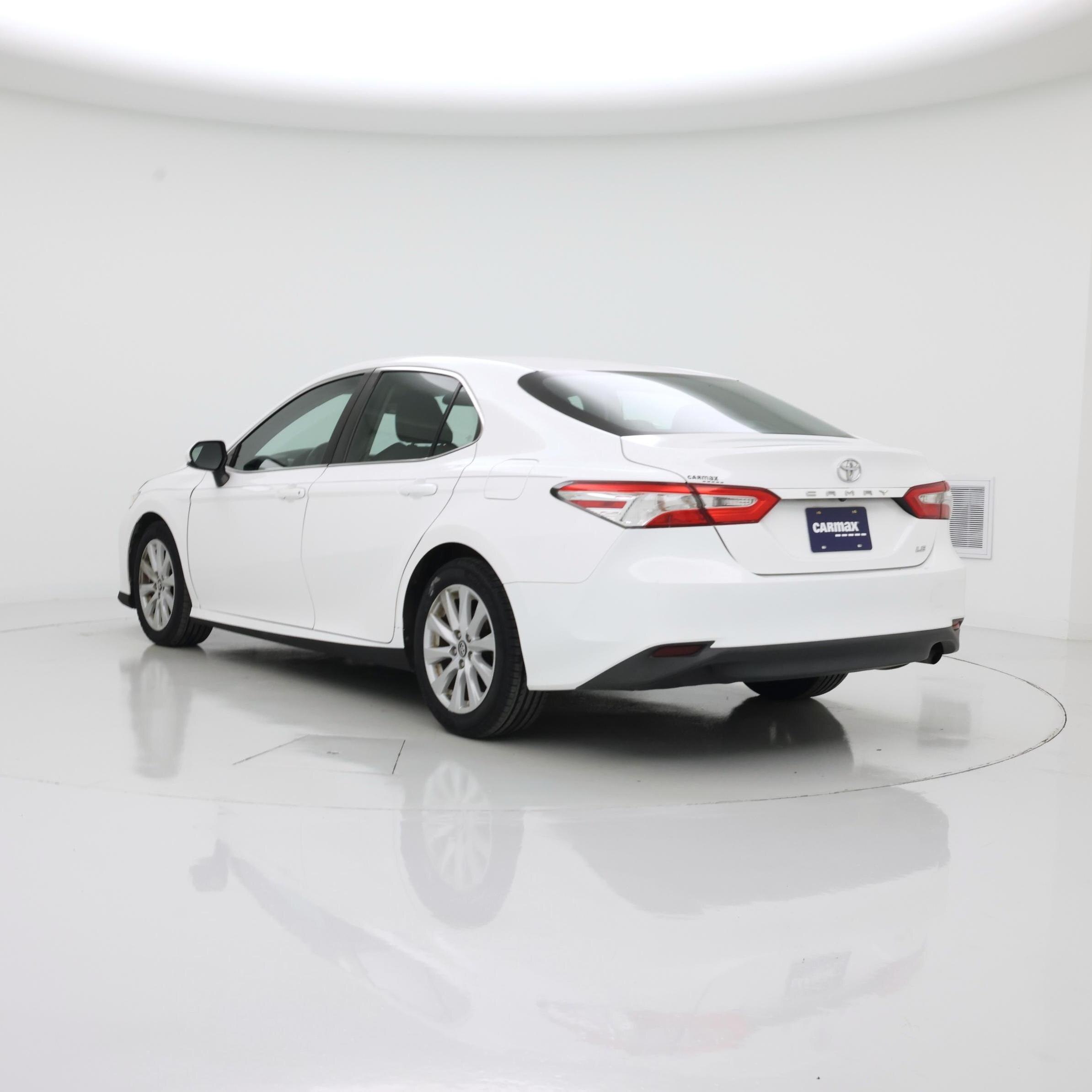 Thumbnail: 2018 Toyota Camry - 2