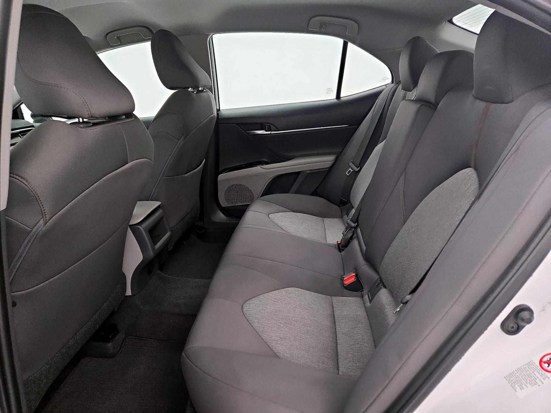 Thumbnail: 2018 Toyota Camry - 19