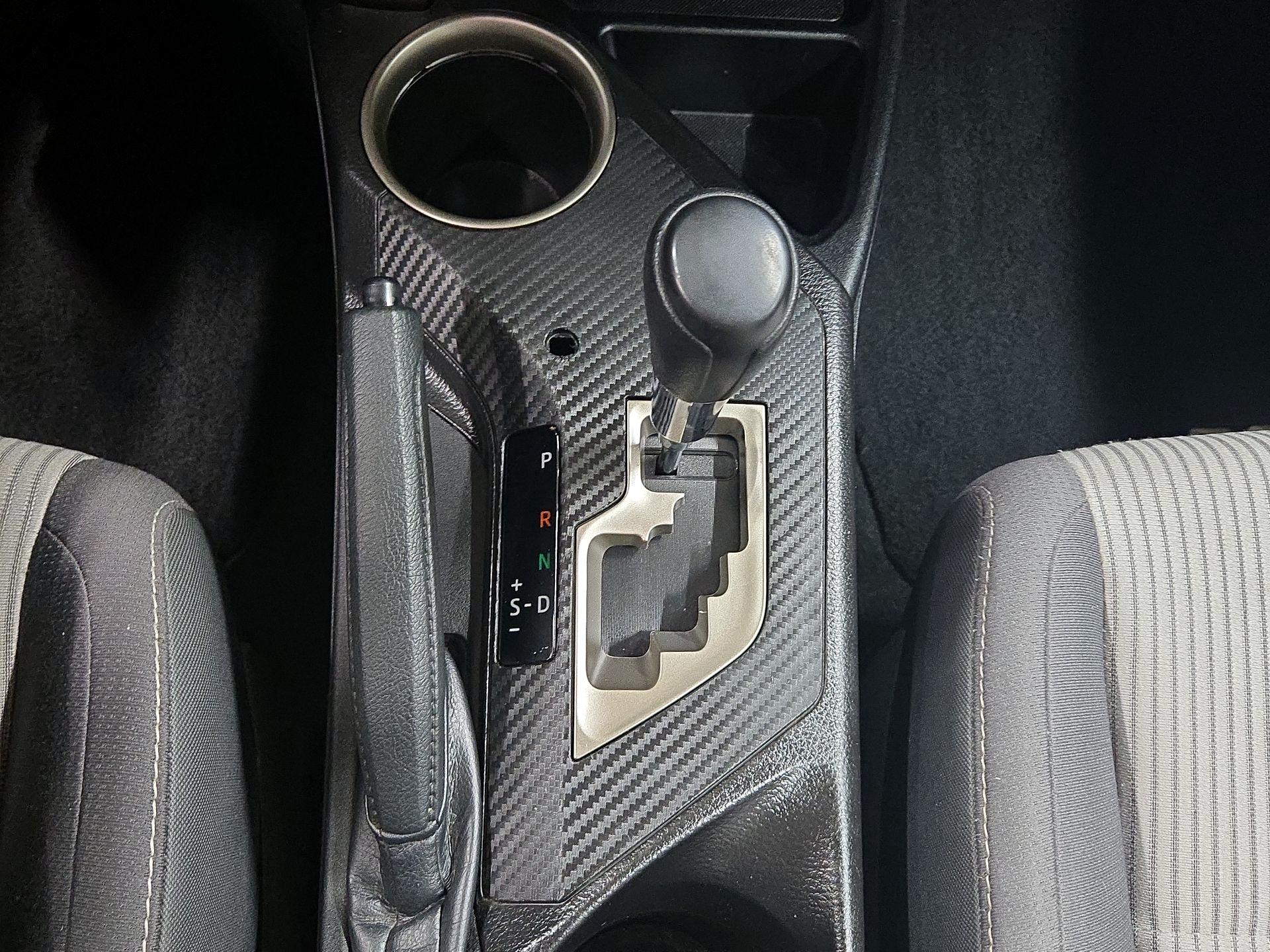 Thumbnail: 2015 Toyota RAV4 - 17