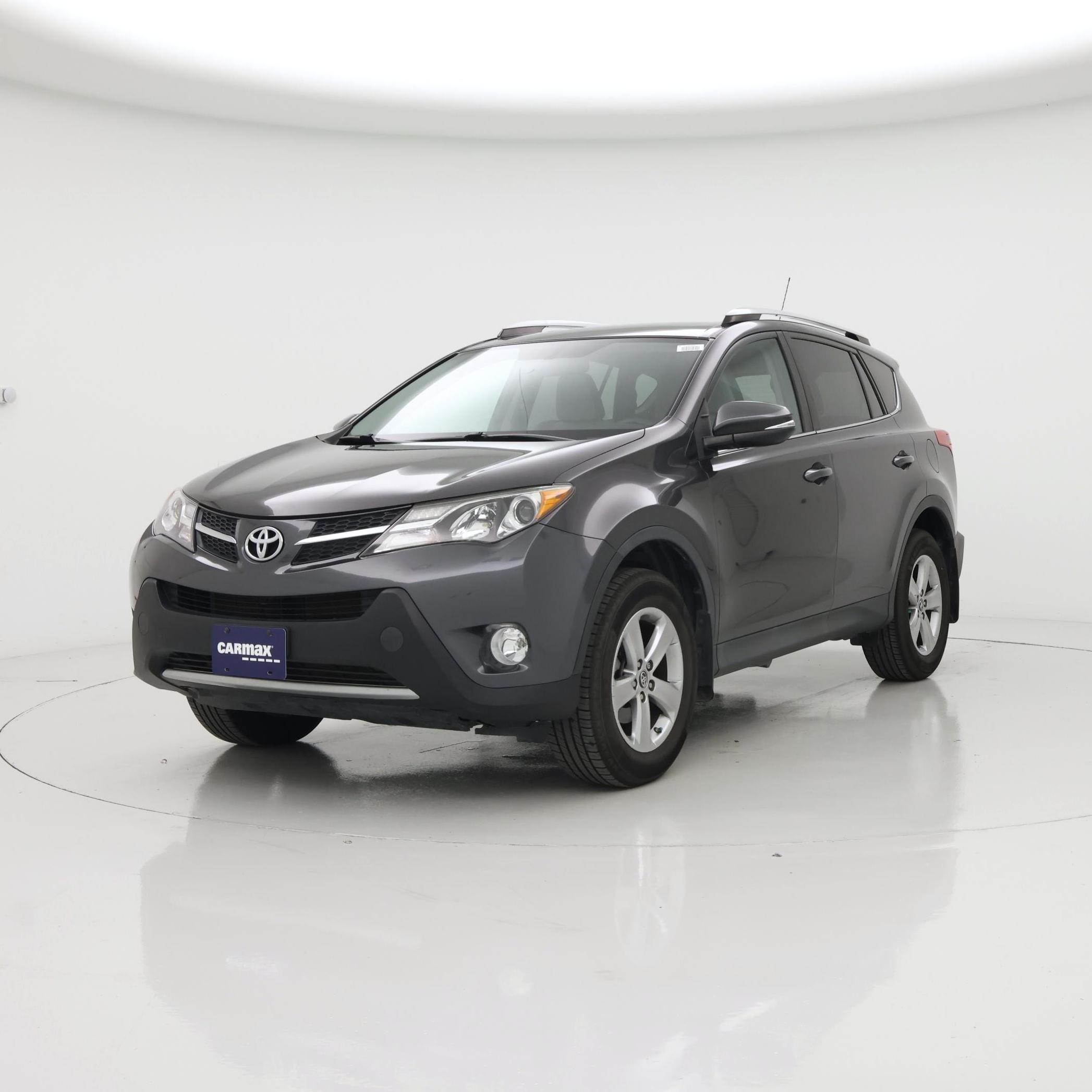 Thumbnail: 2015 Toyota RAV4 - 4