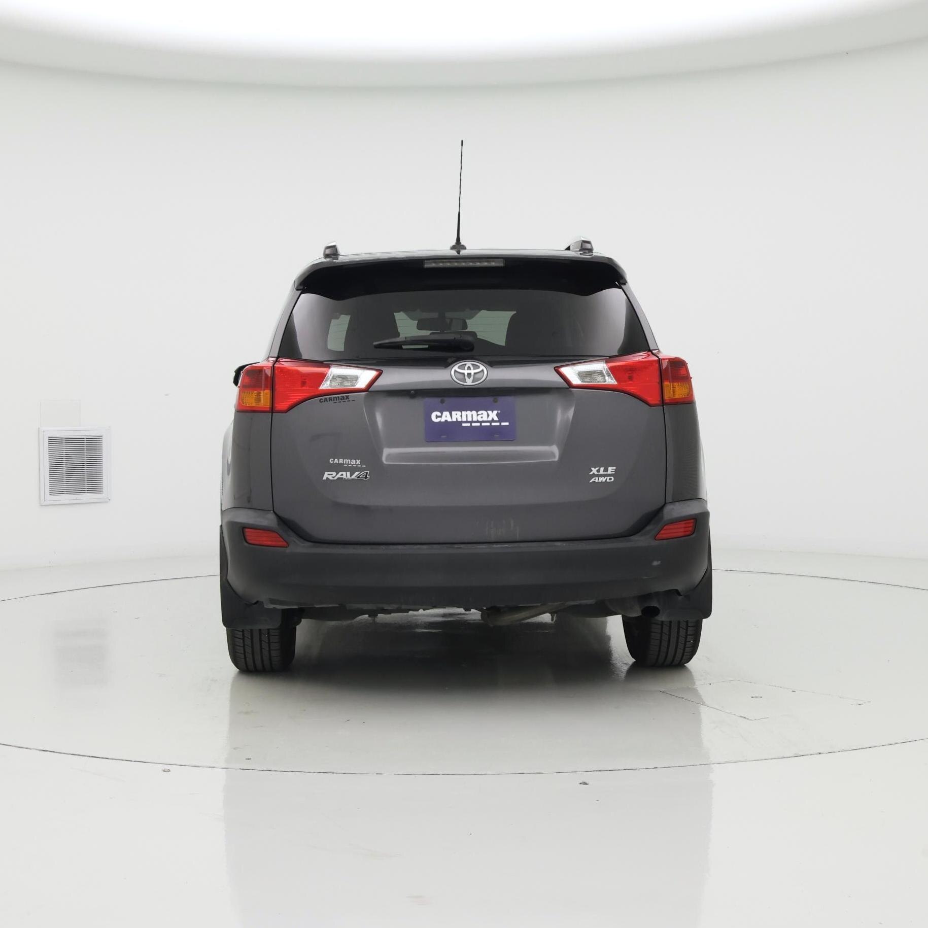 Thumbnail: 2015 Toyota RAV4 - 6