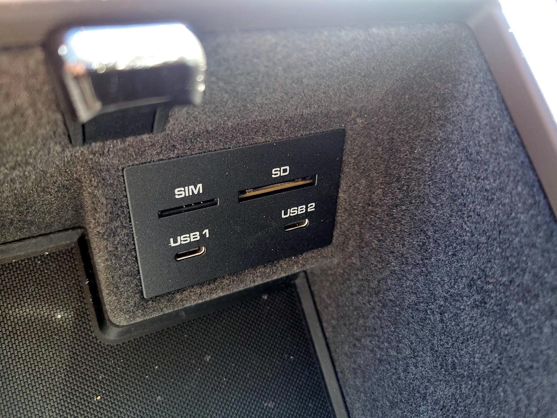 Thumbnail: 2021 Porsche Macan - 19