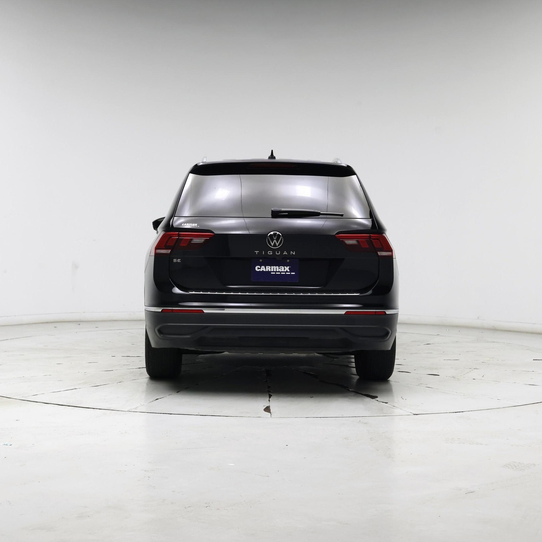 Thumbnail: 2023 Volkswagen Tiguan - 6