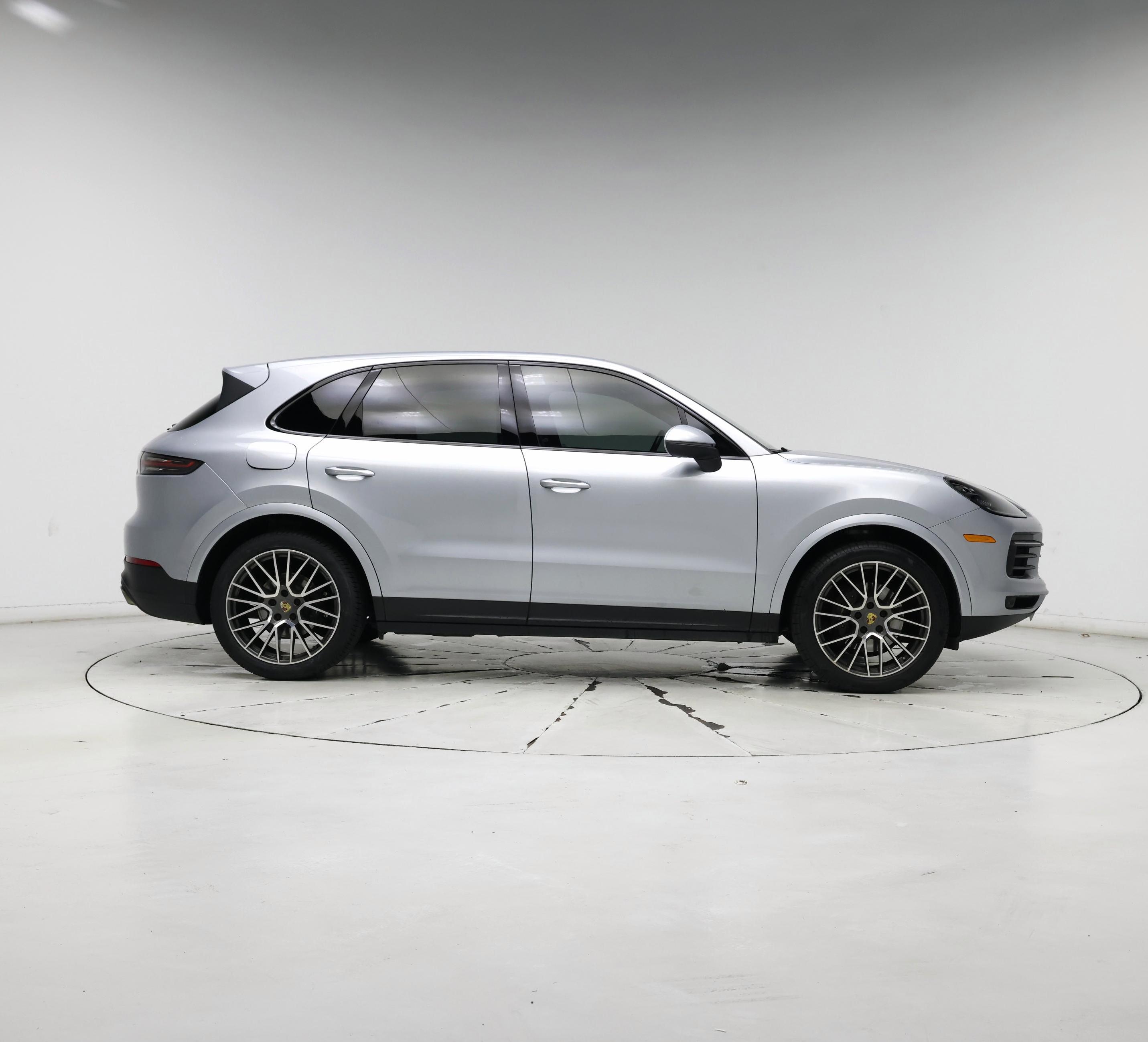 Thumbnail: 2020 Porsche Cayenne - 7