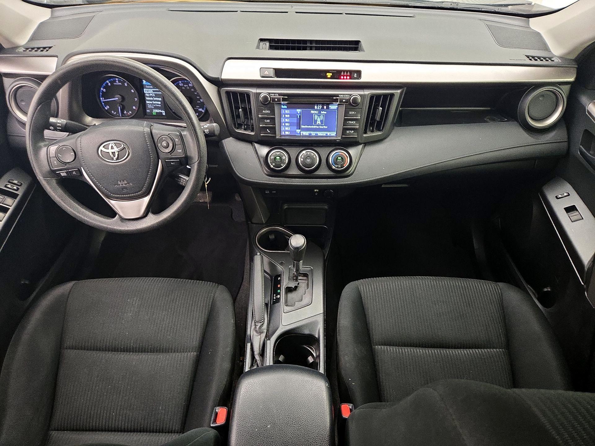 Thumbnail: 2017 Toyota RAV4 - 9