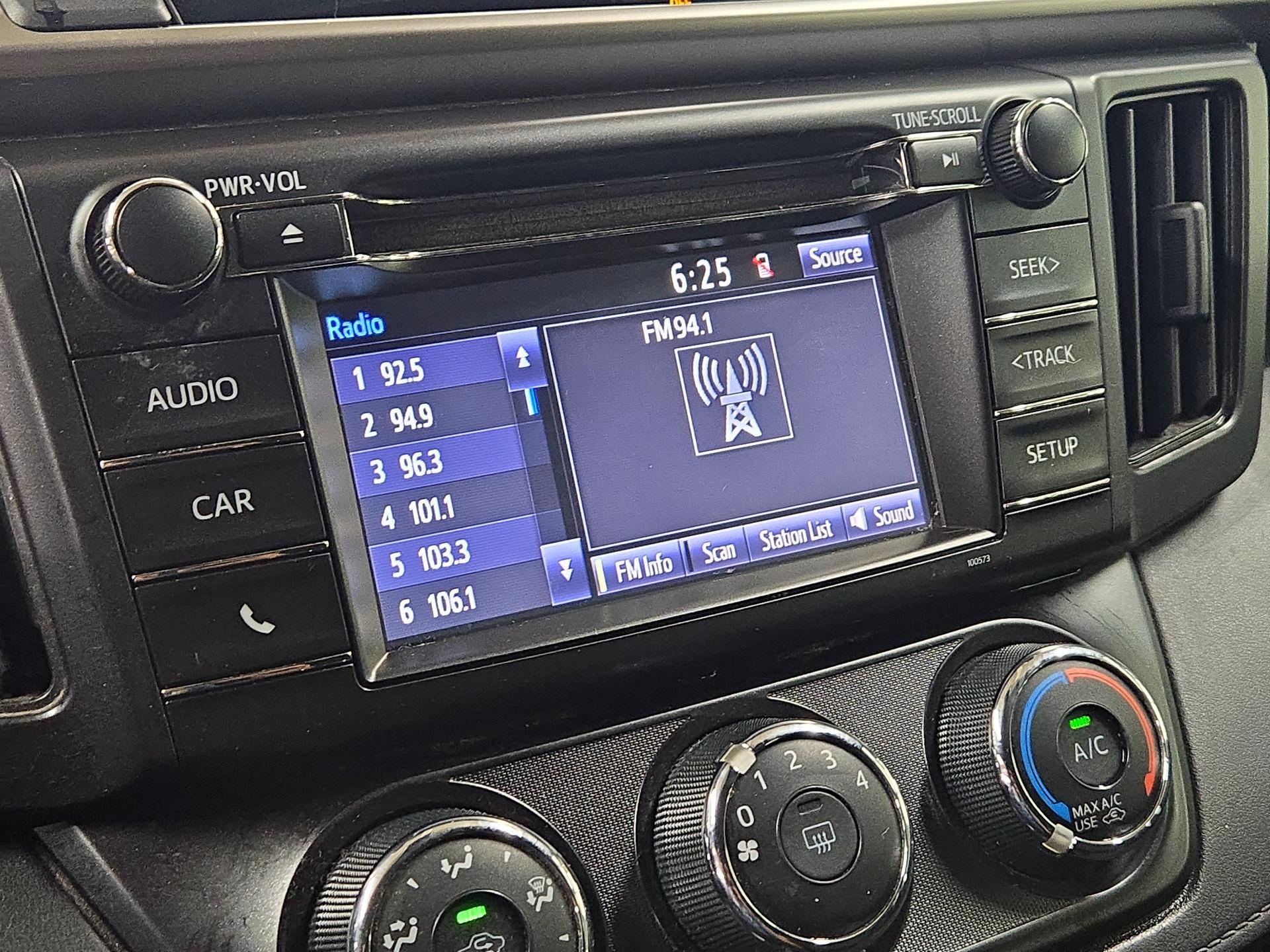 Thumbnail: 2017 Toyota RAV4 - 15