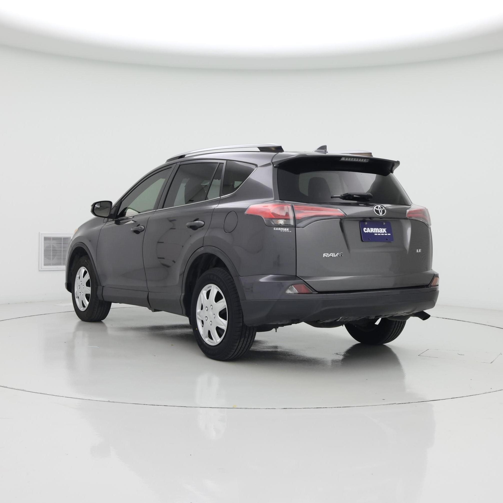 Thumbnail: 2017 Toyota RAV4 - 2