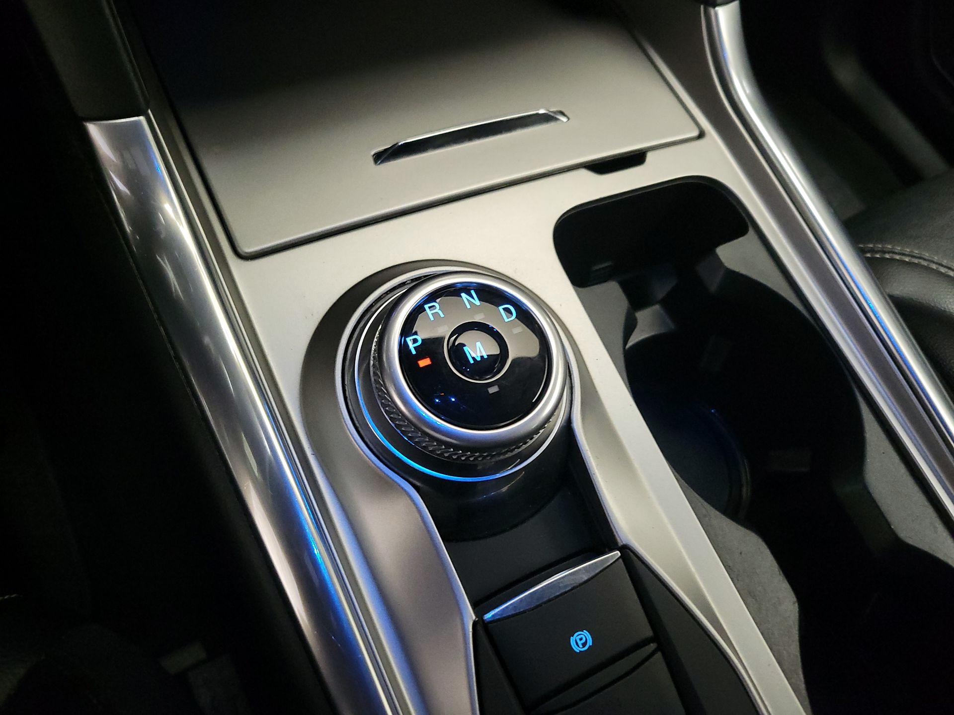 Thumbnail: 2020 Ford Explorer - 18