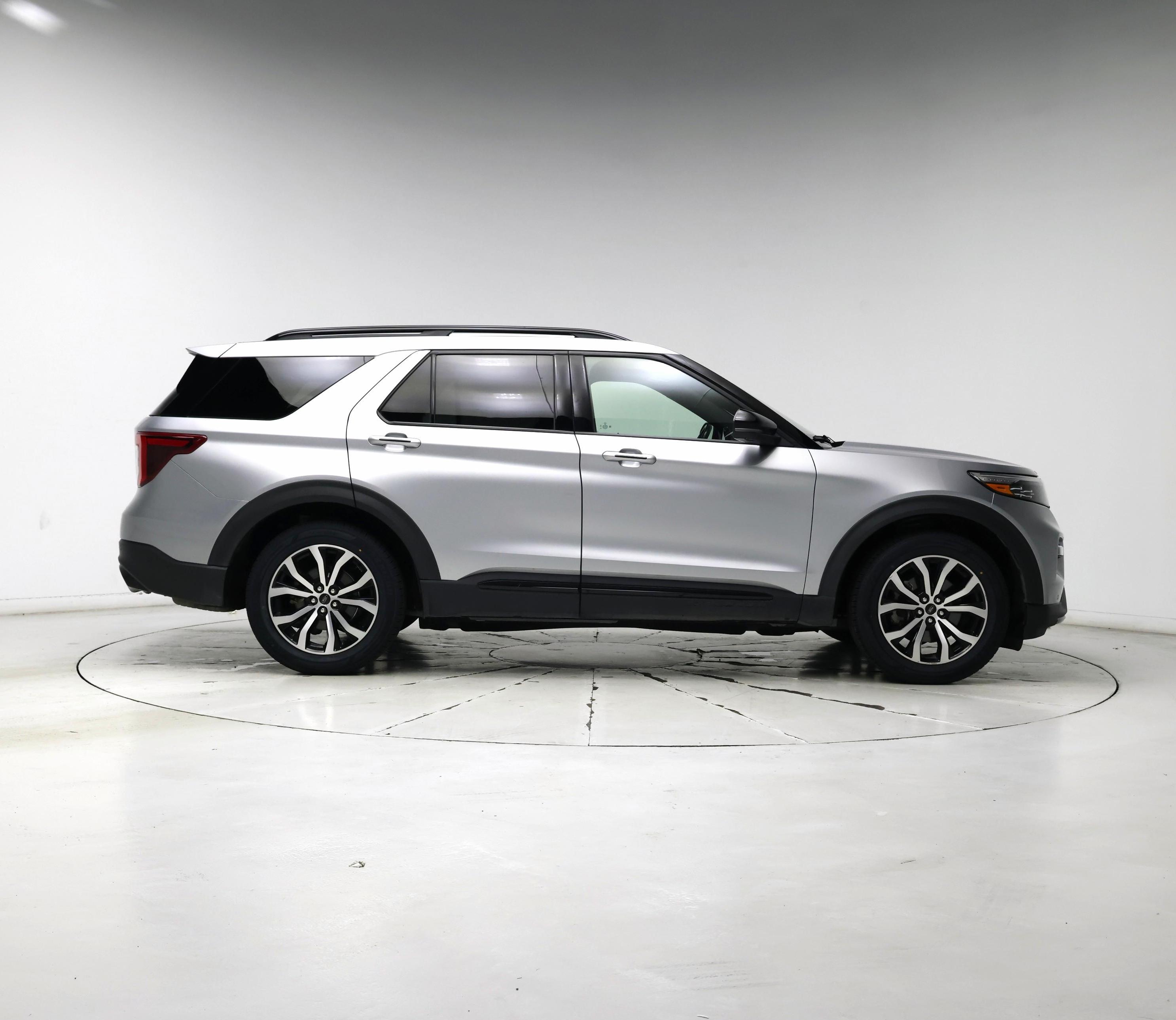Thumbnail: 2020 Ford Explorer - 7