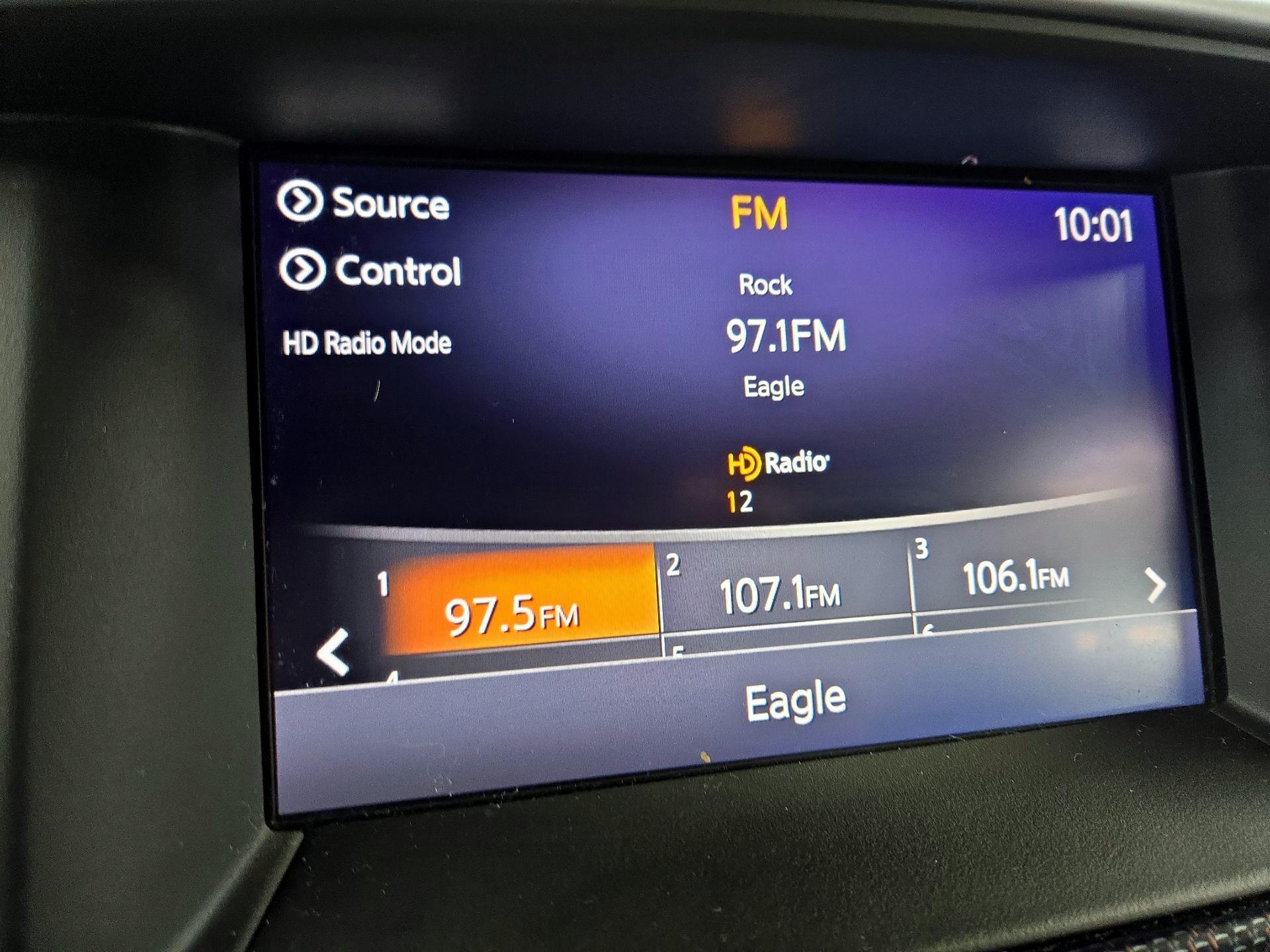 Thumbnail: 2020 Nissan Pathfinder - 16