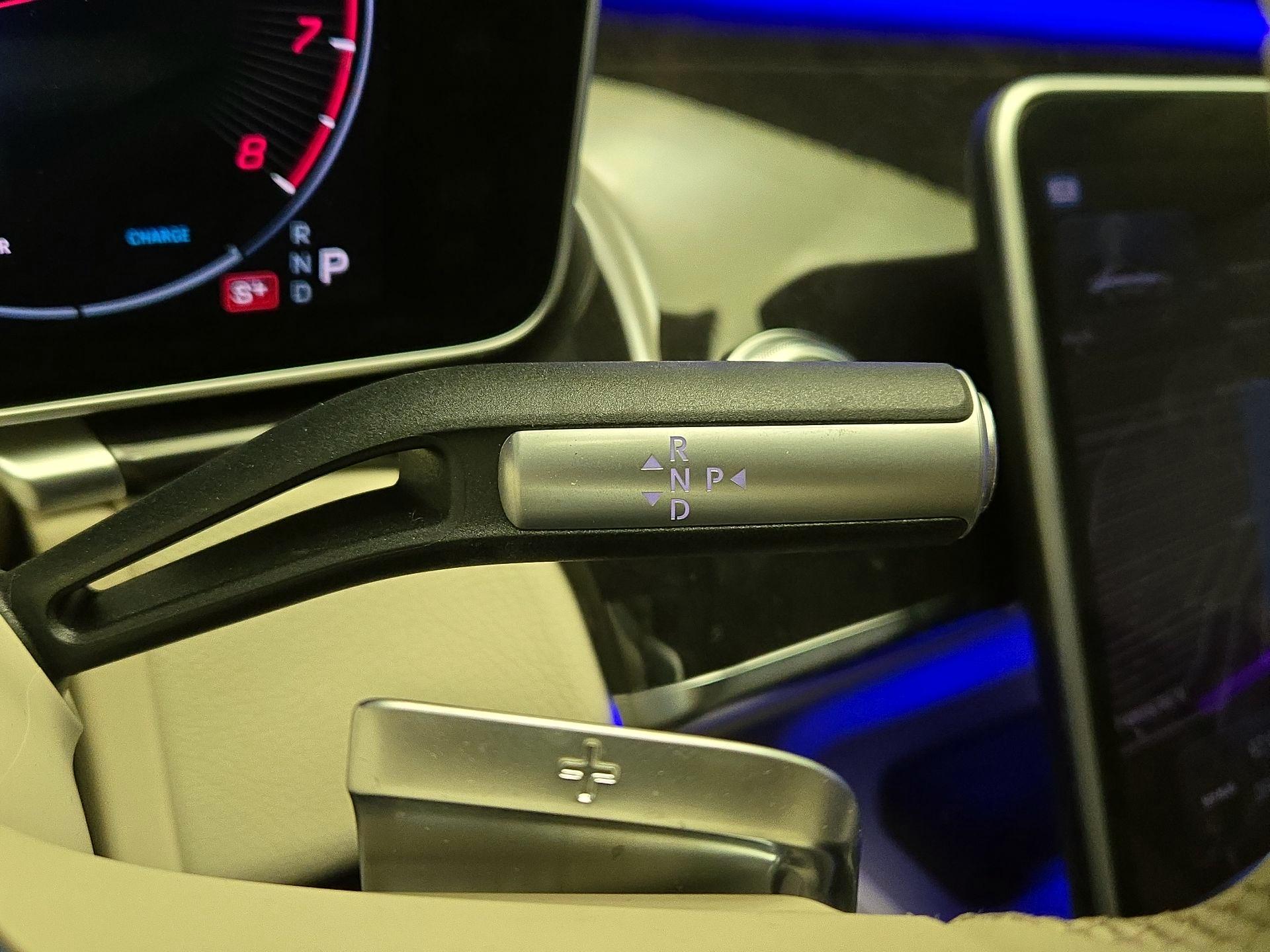 Thumbnail: 2023 Mercedes-Benz S-Class - 18