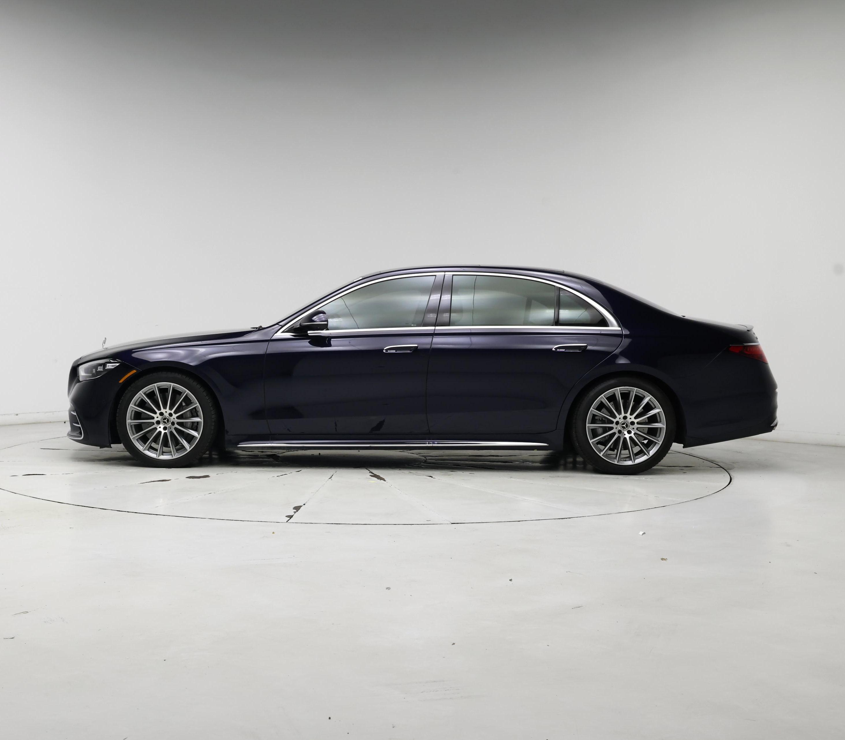 Thumbnail: 2023 Mercedes-Benz S-Class - 3