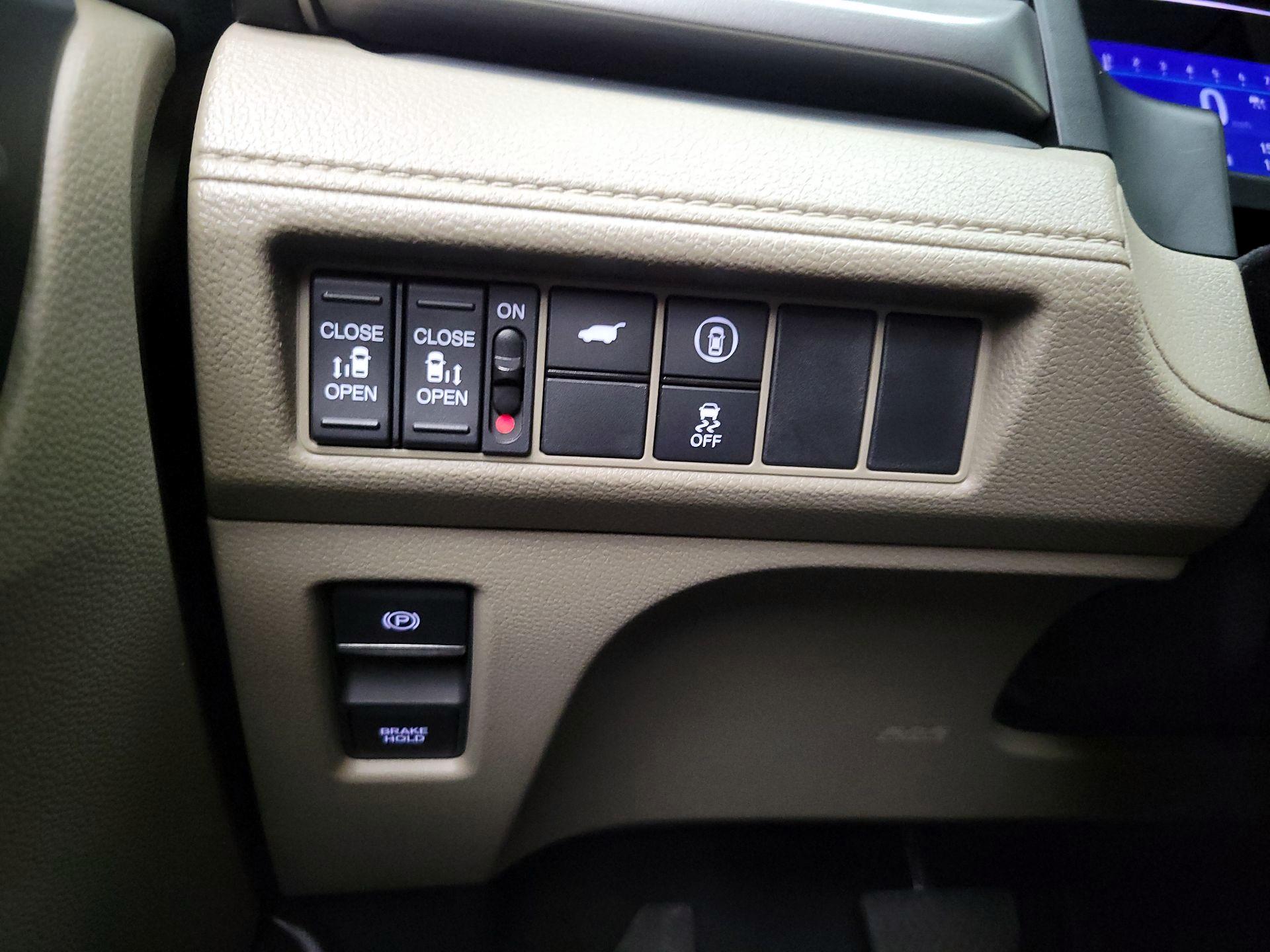 Thumbnail: 2024 Honda Odyssey - 13