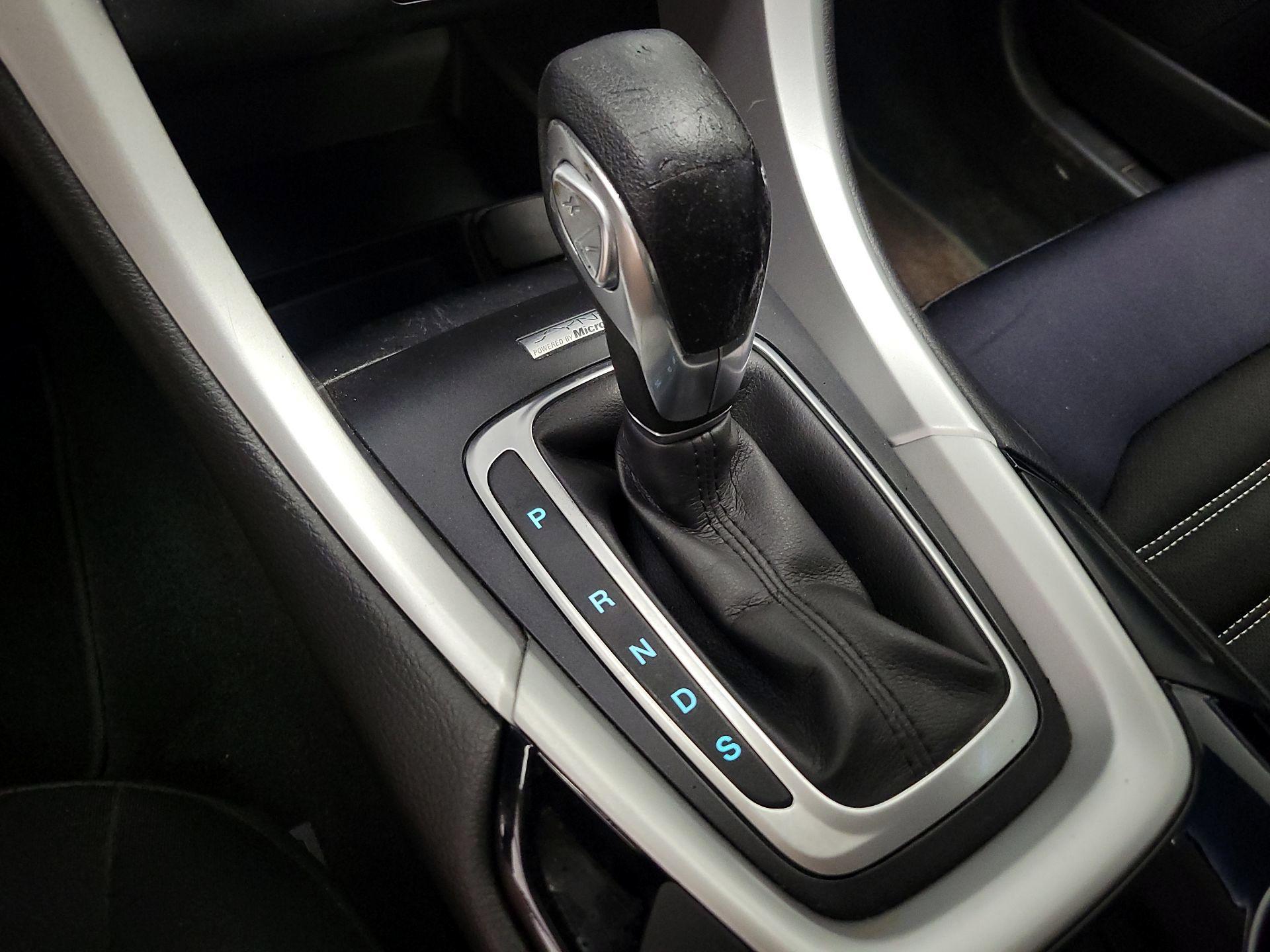 Thumbnail: 2014 Ford Fusion - 16