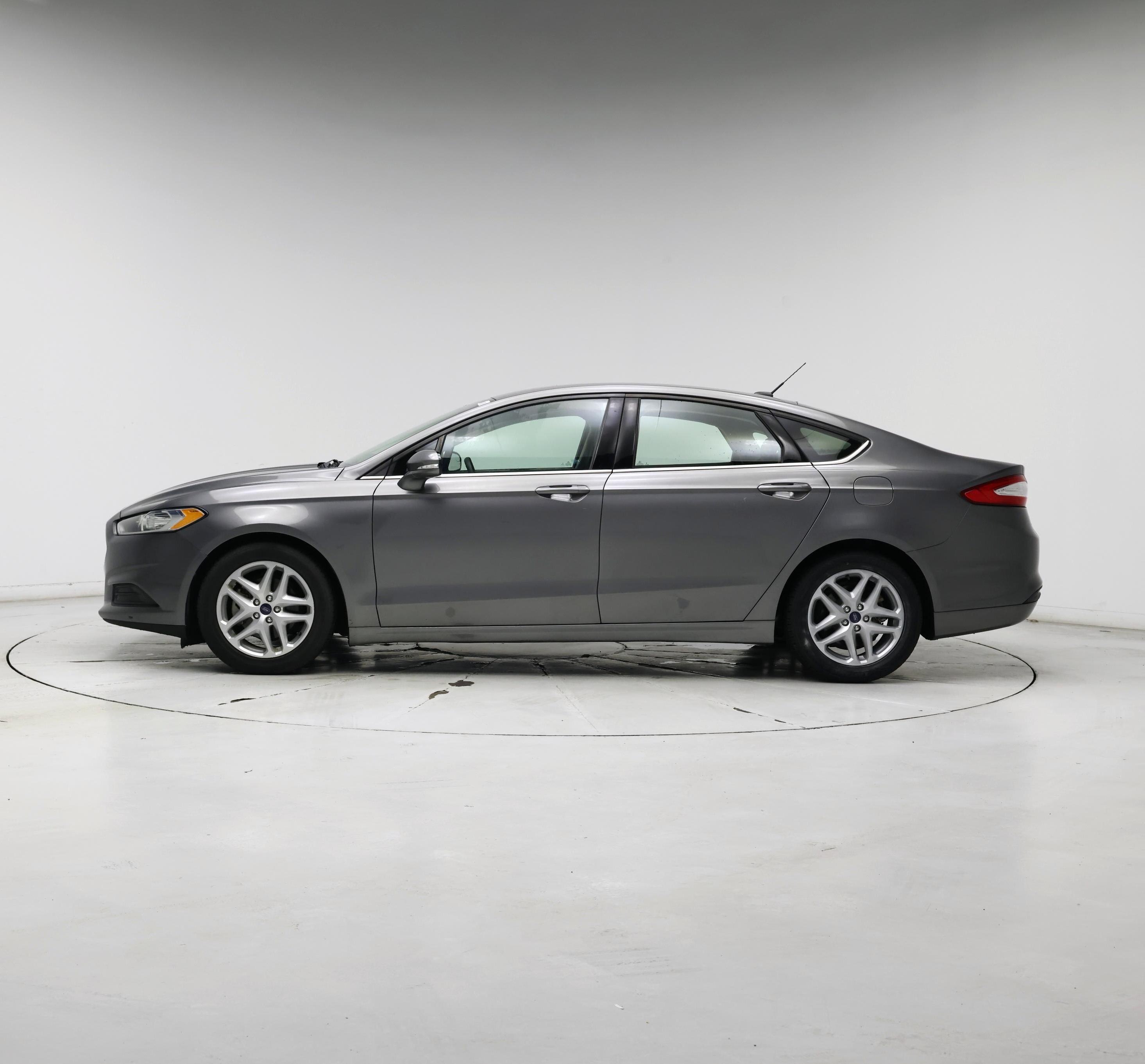 Thumbnail: 2014 Ford Fusion - 3