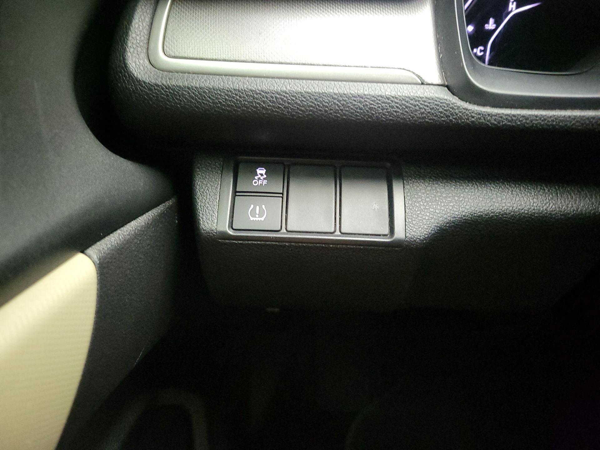 Thumbnail: 2016 Honda Civic - 13