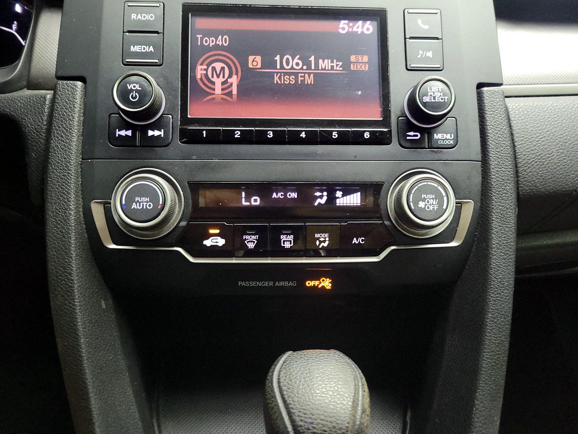 Thumbnail: 2016 Honda Civic - 16