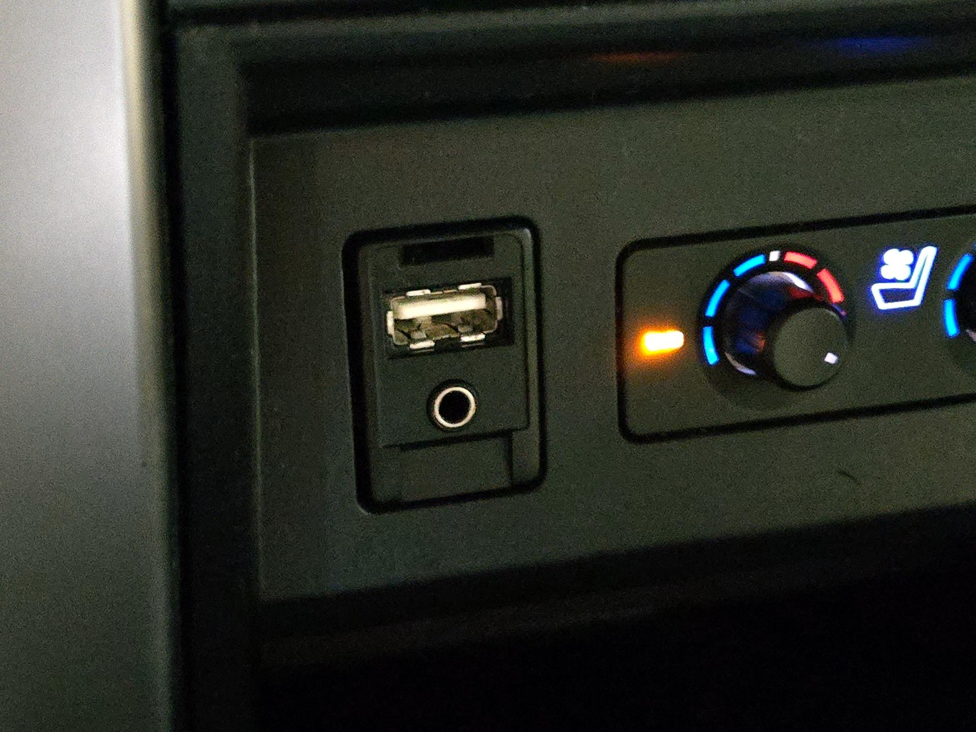 Thumbnail: 2017 Toyota 4Runner - 18