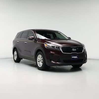 Red 2019 Kia Sorento LX