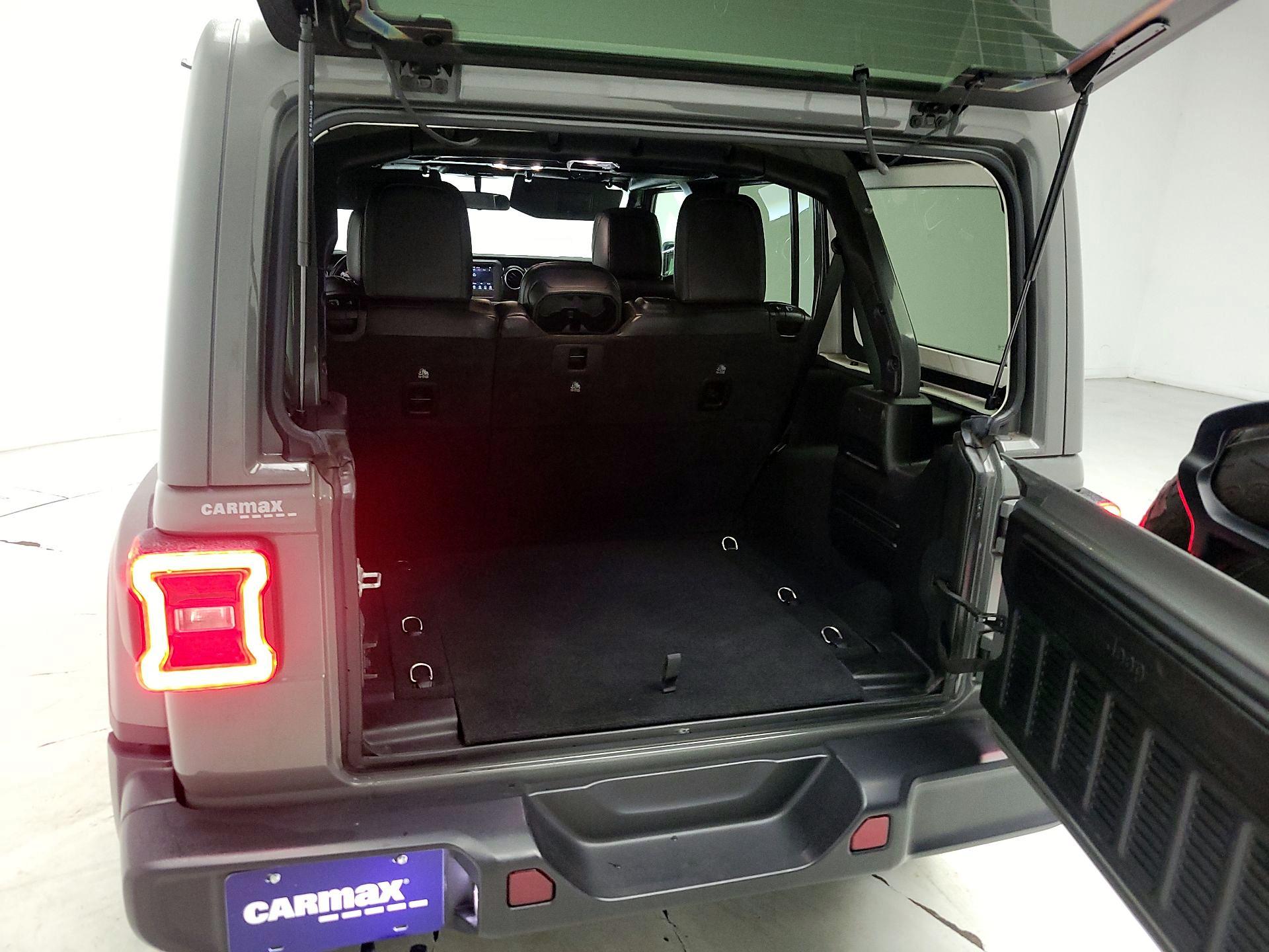 Thumbnail: 2021 Jeep Wrangler - 19