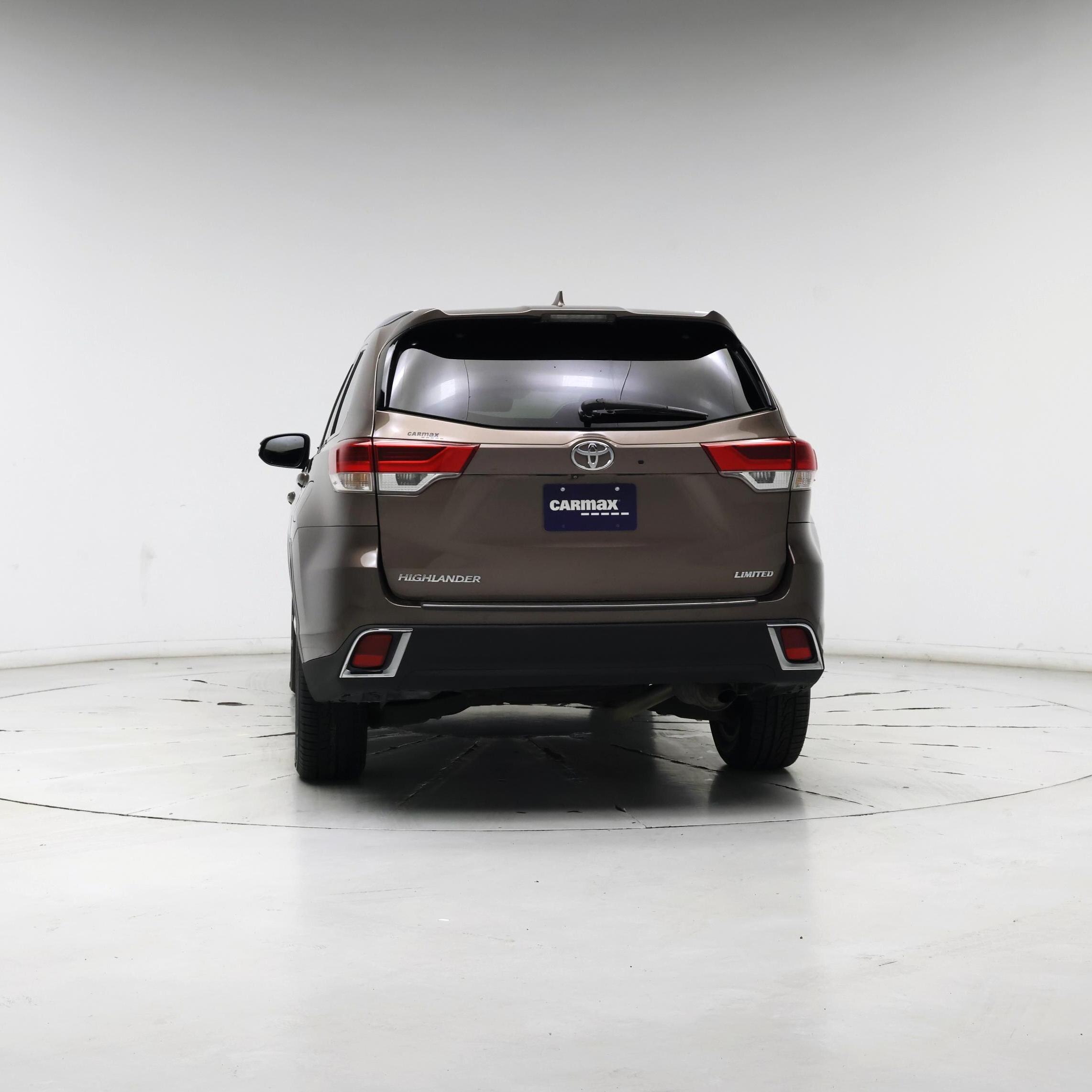 Thumbnail: 2017 Toyota Highlander - 6