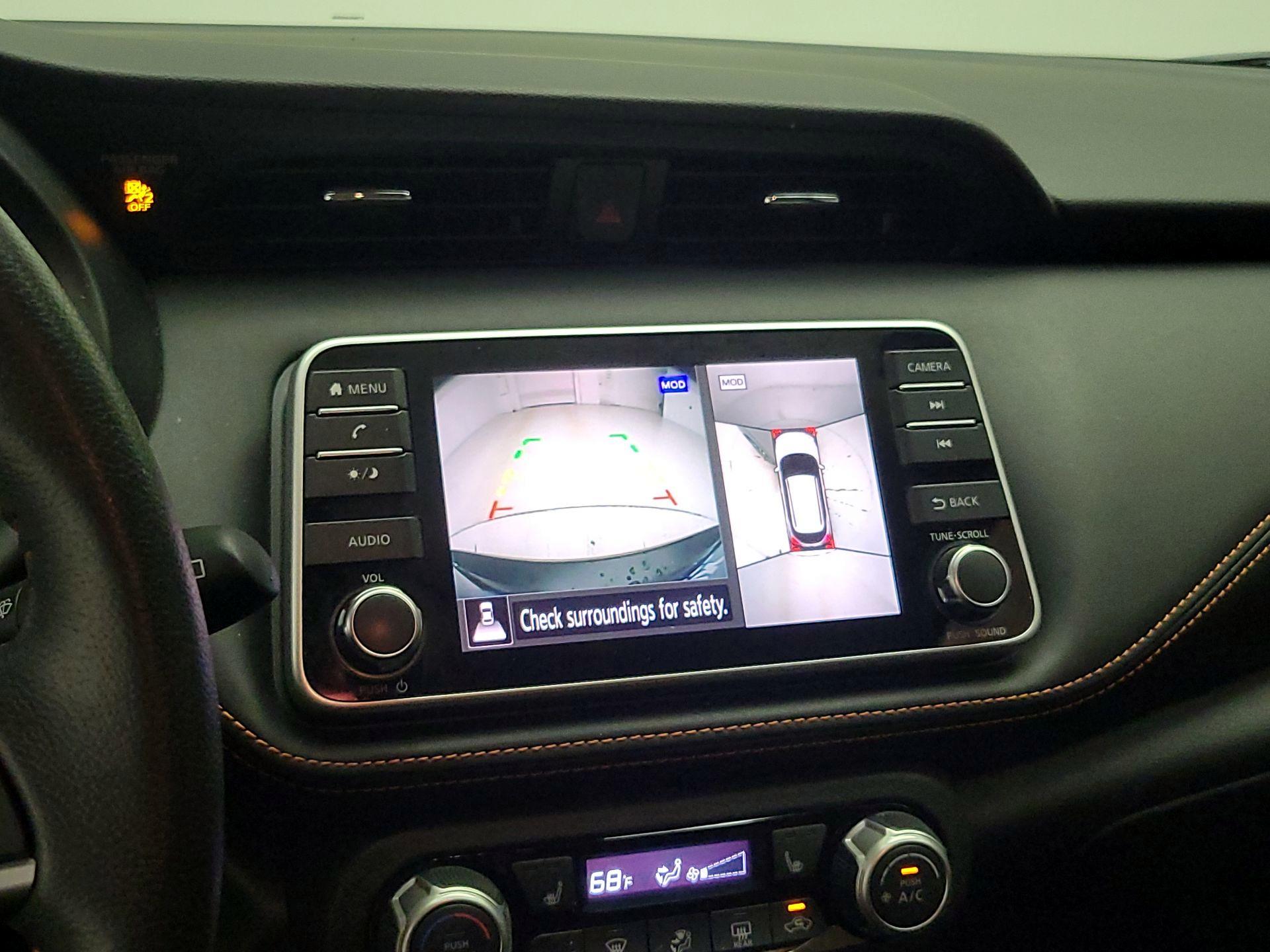 Thumbnail: 2019 Nissan Kicks - 14