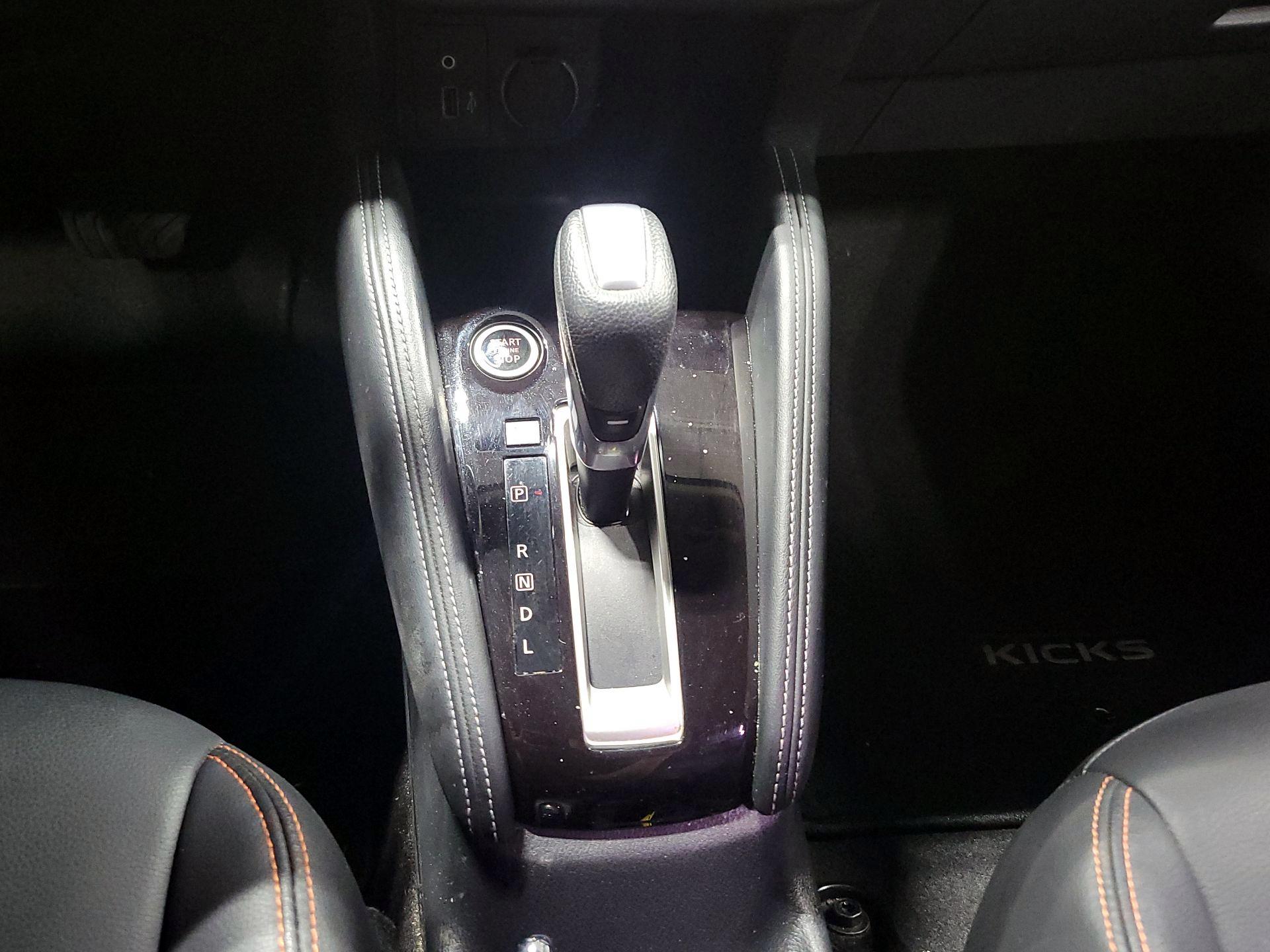 Thumbnail: 2019 Nissan Kicks - 17