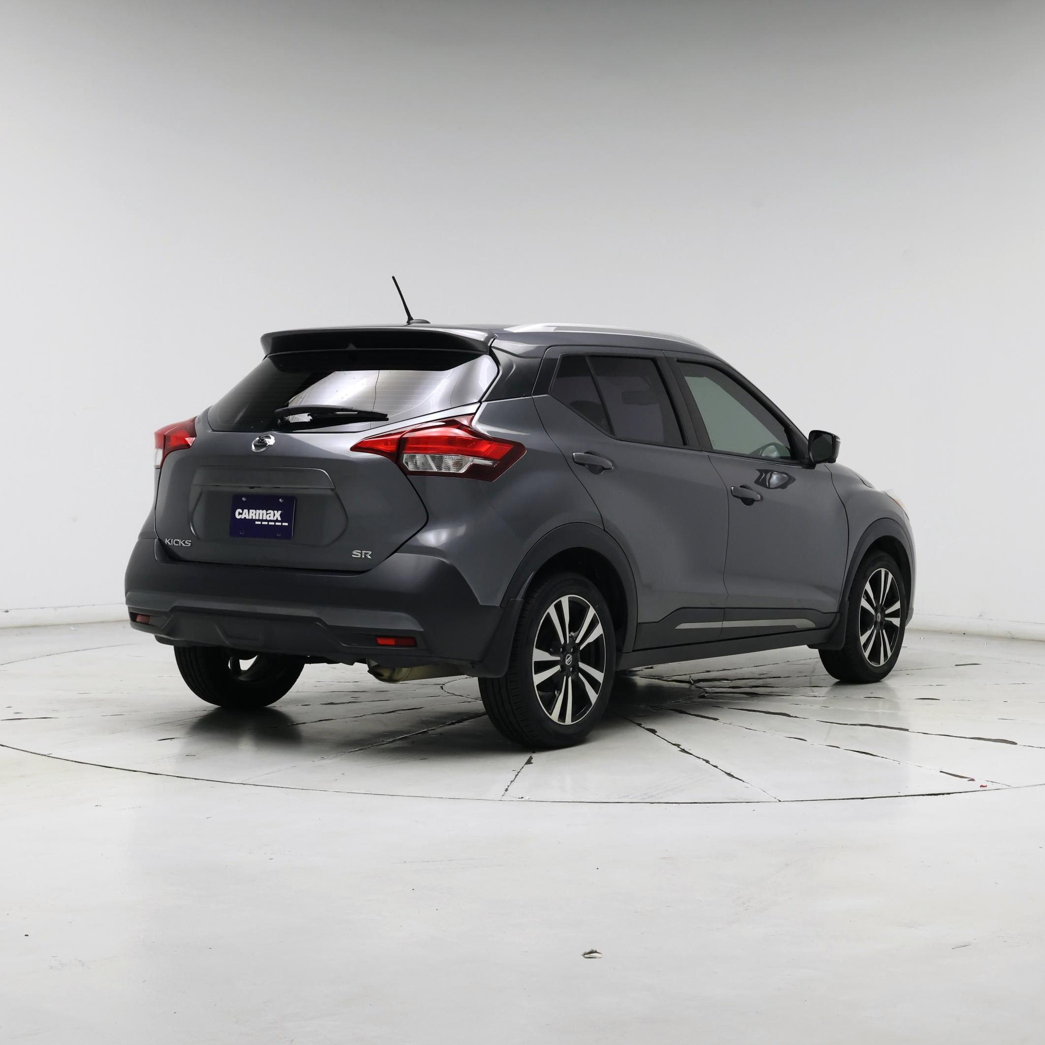 Thumbnail: 2019 Nissan Kicks - 8