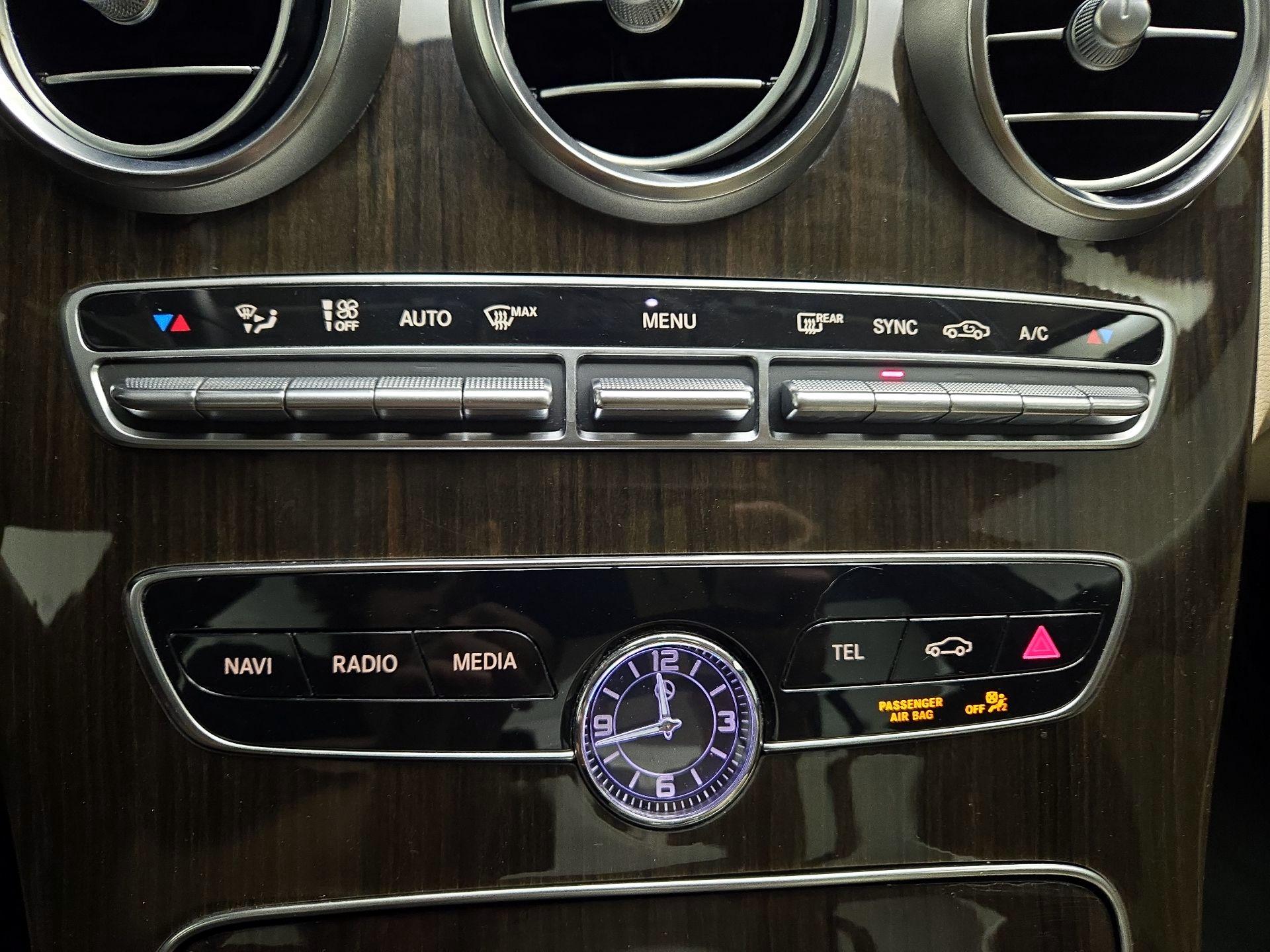 Thumbnail: 2019 Mercedes-Benz C-Class - 16