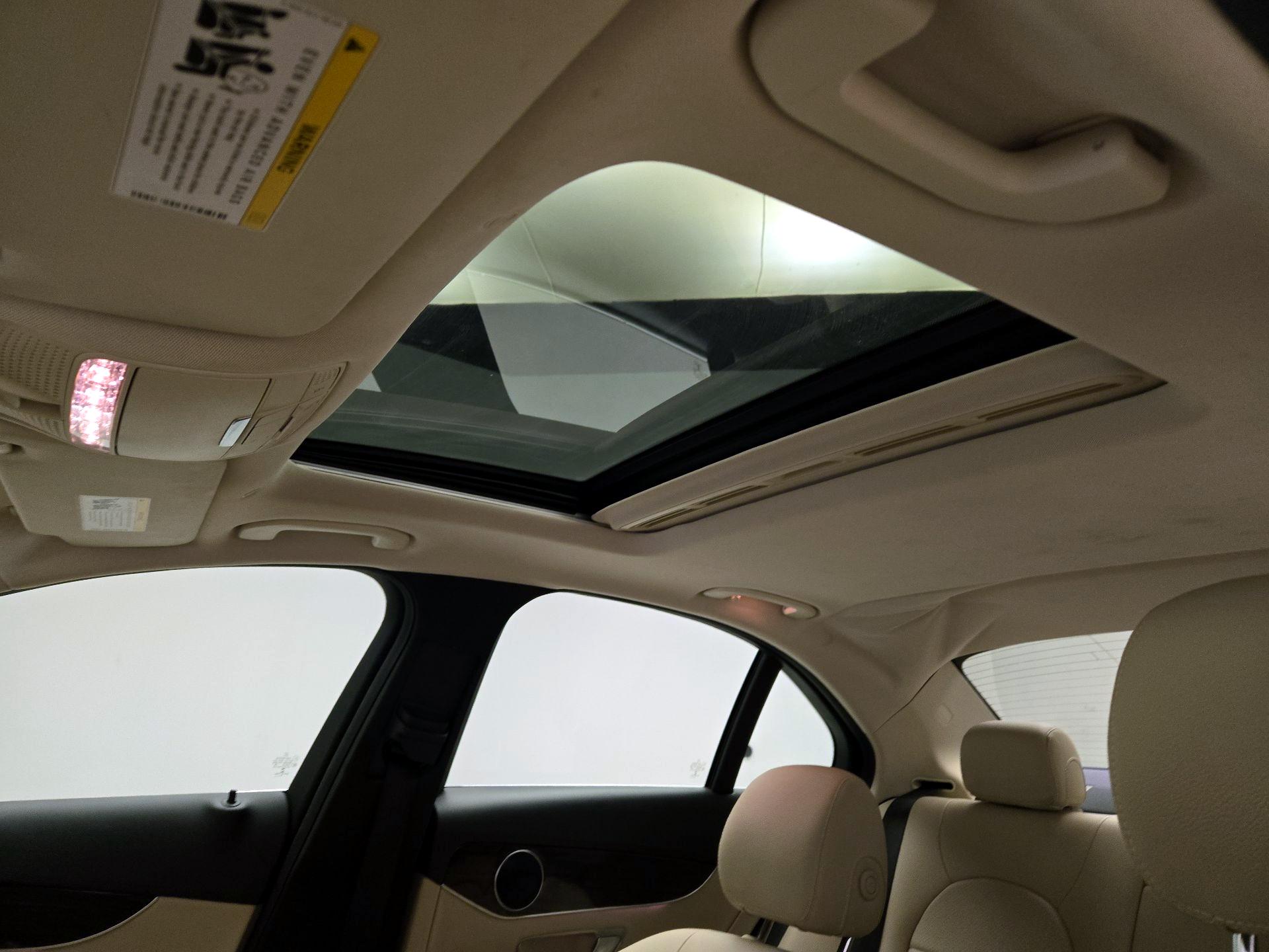 Thumbnail: 2019 Mercedes-Benz C-Class - 19