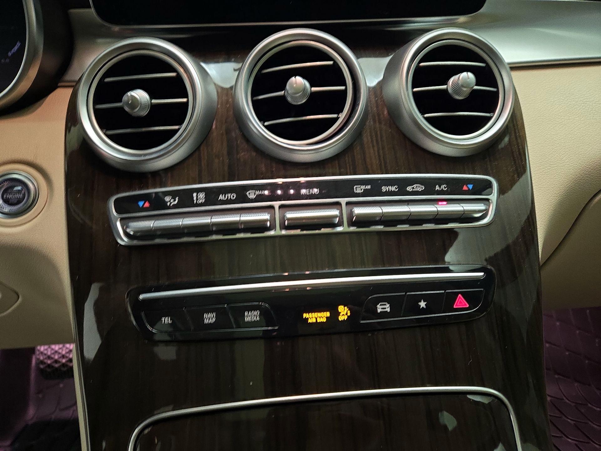 Thumbnail: 2021 Mercedes-Benz GLC - 16