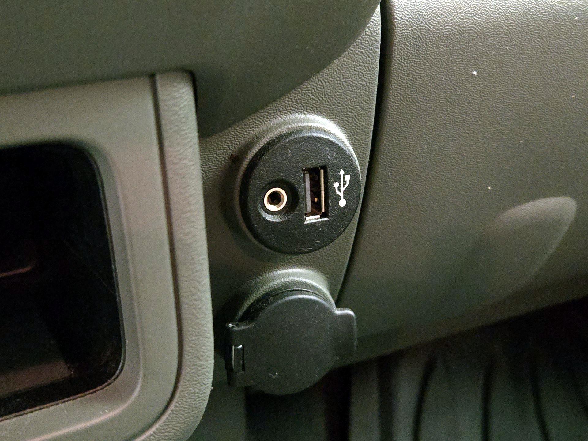 Thumbnail: 2019 Nissan Frontier - 18