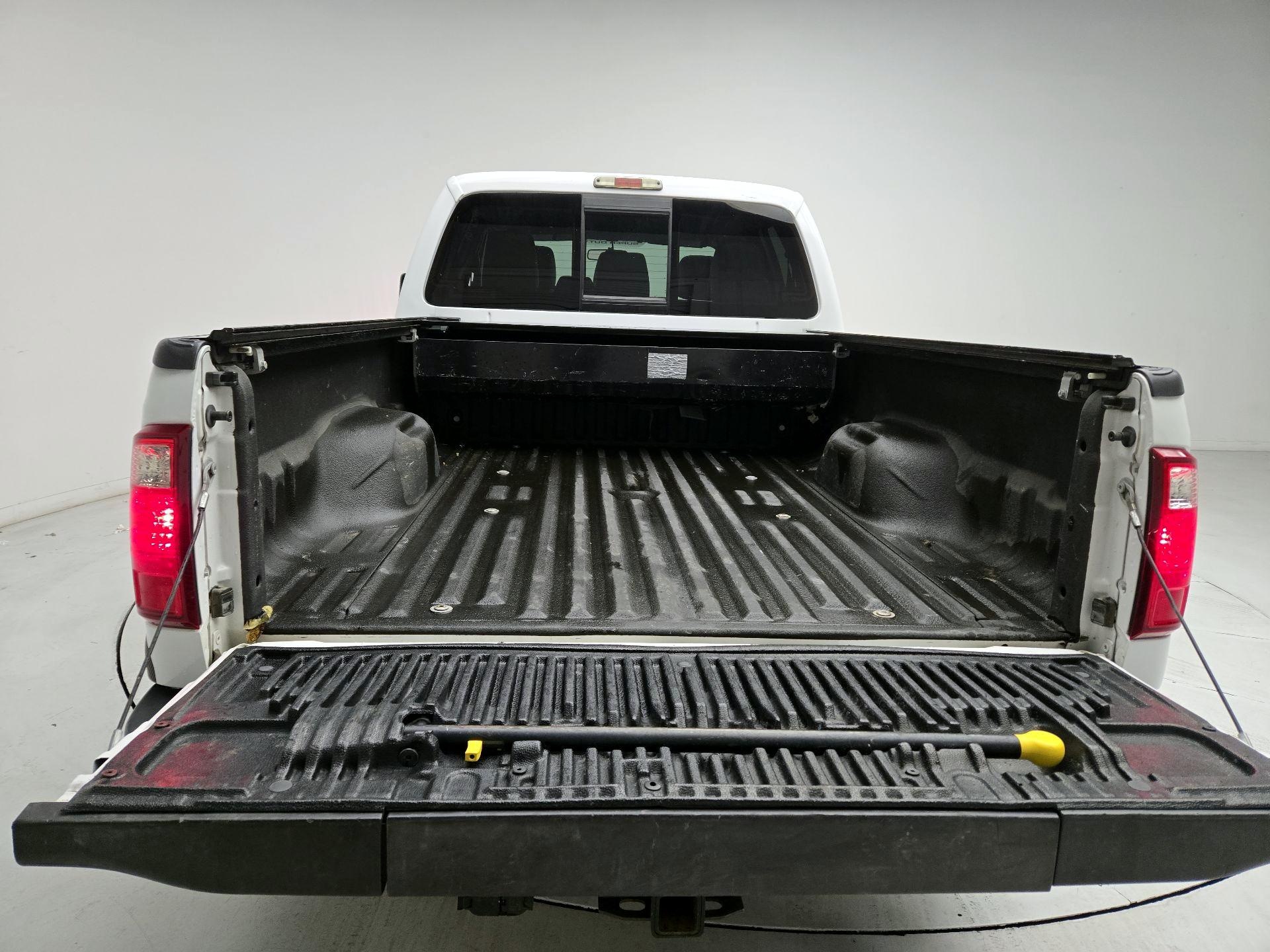 Thumbnail: 2016 Ford F-250 - 20