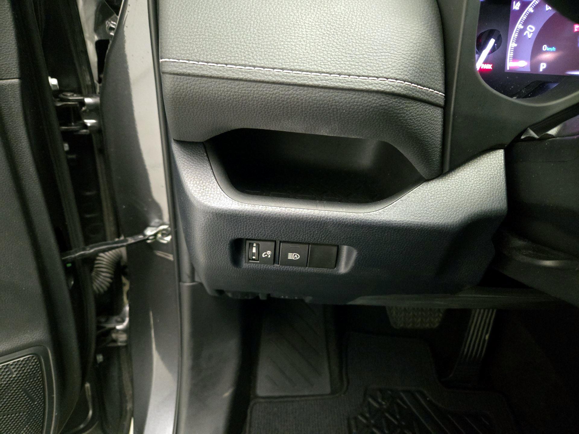 Thumbnail: 2023 Toyota RAV4 - 13