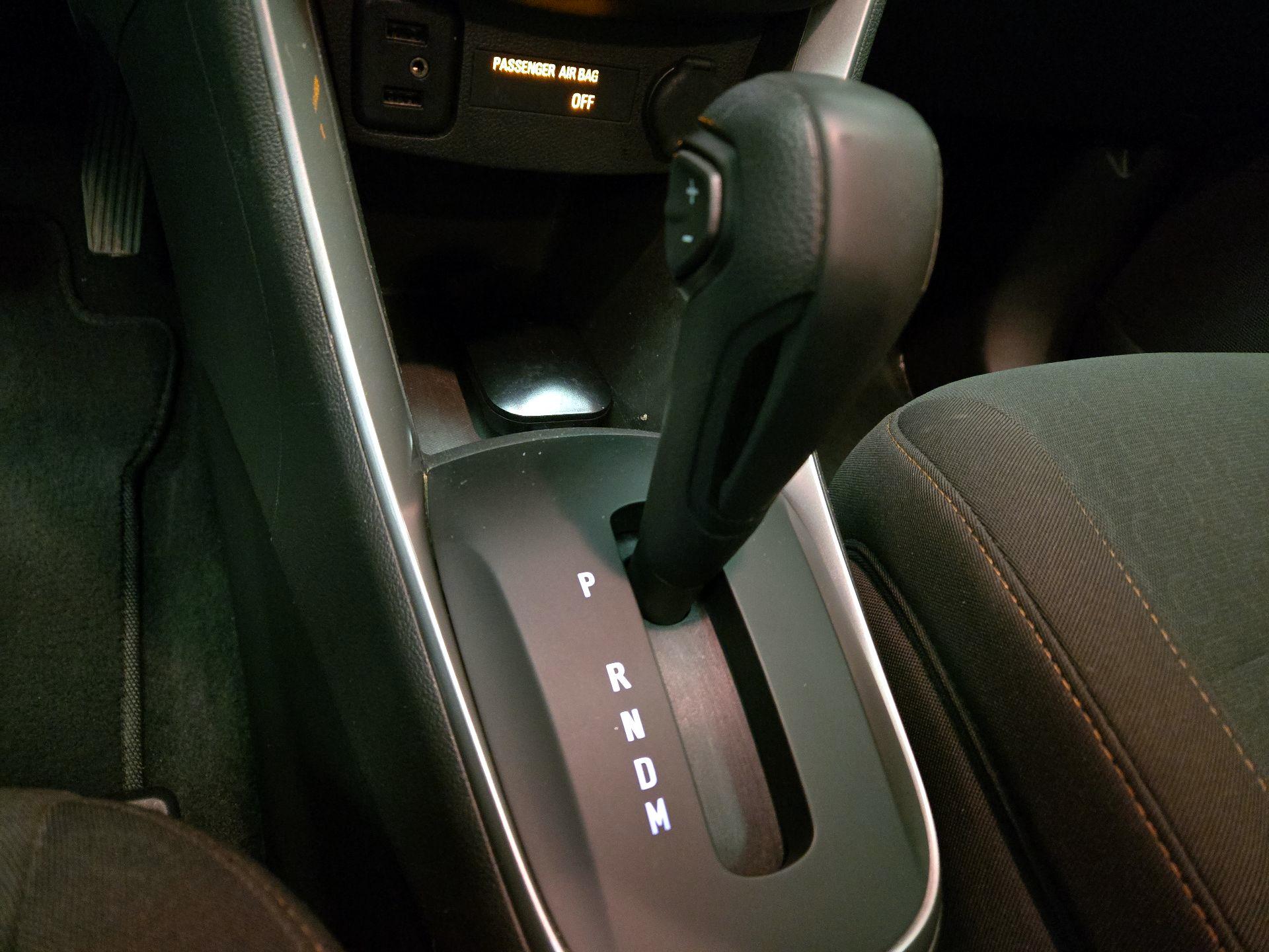 Thumbnail: 2017 Chevrolet Trax - 17