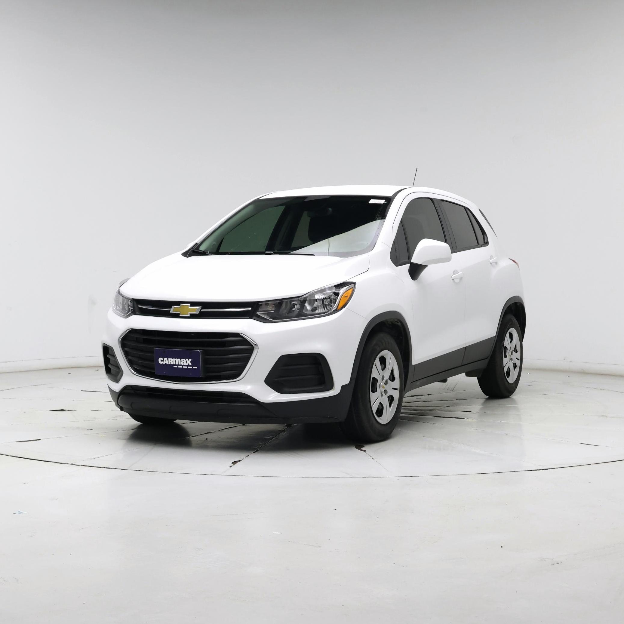 Thumbnail: 2017 Chevrolet Trax - 4