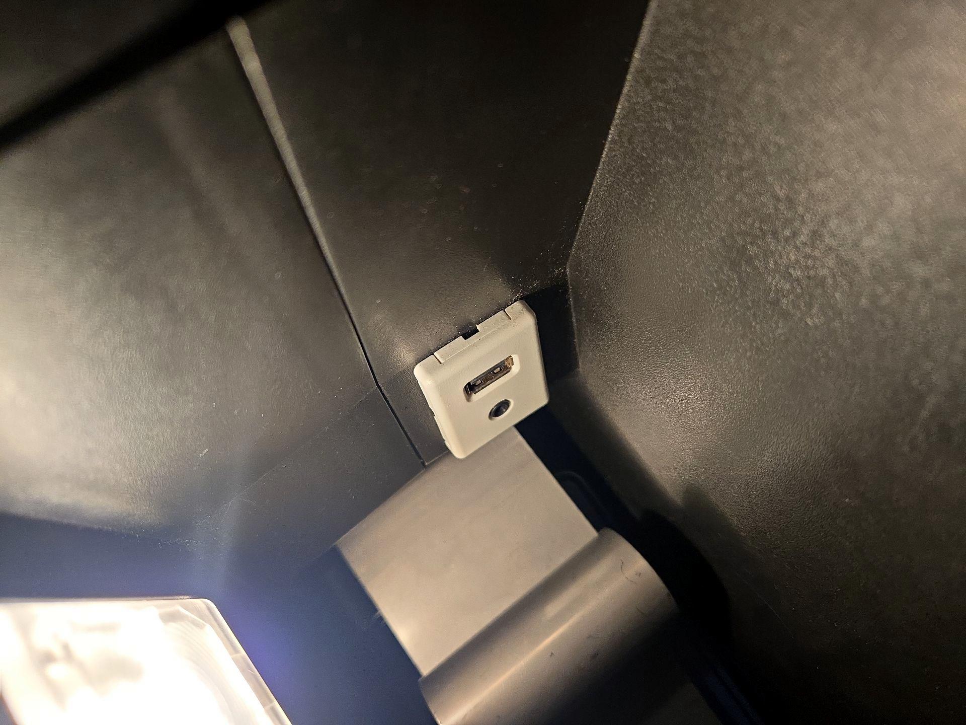 Thumbnail: 2017 Chevrolet Equinox - 18