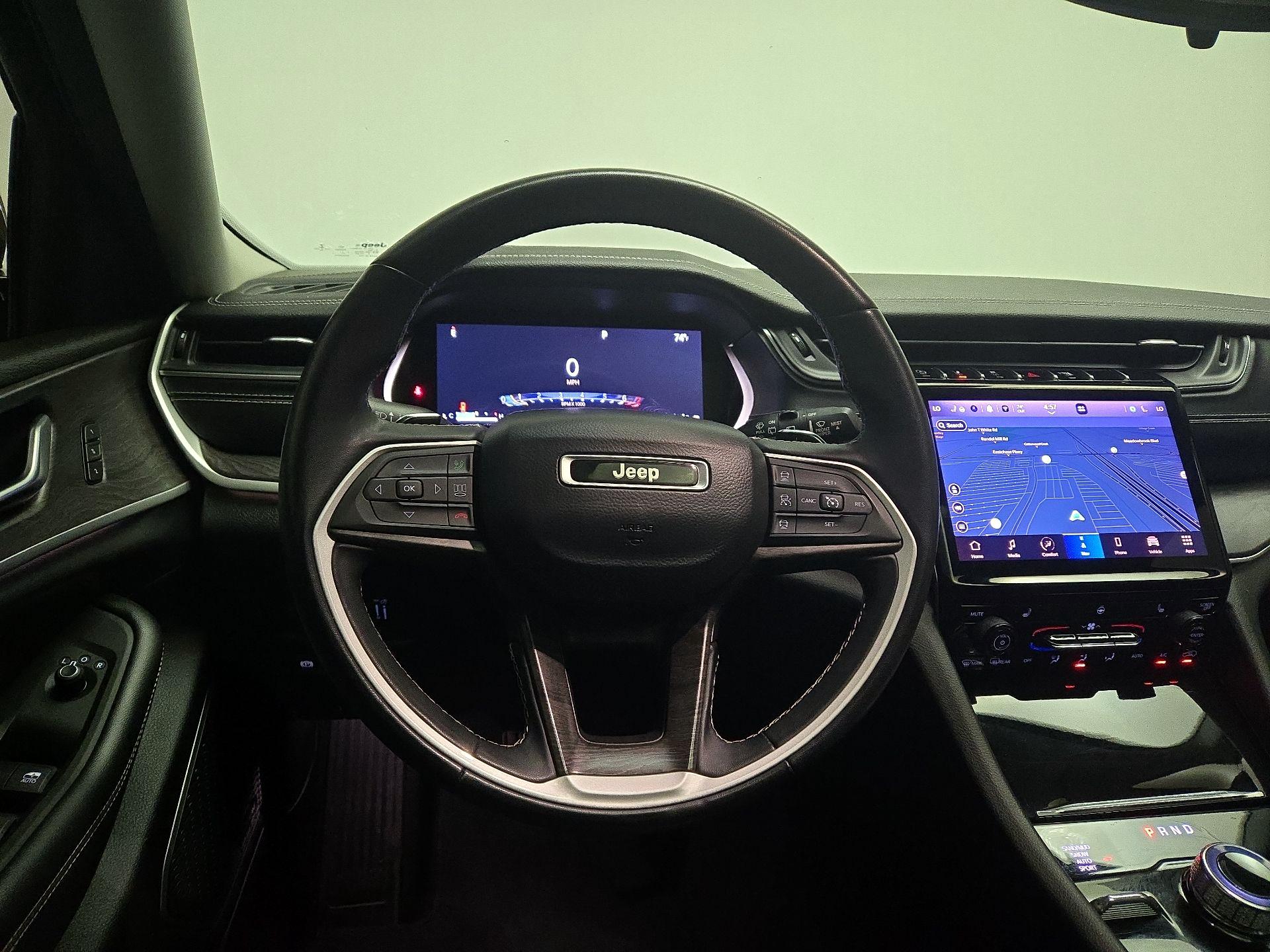 Thumbnail: 2022 Jeep Grand Cherokee L - 10